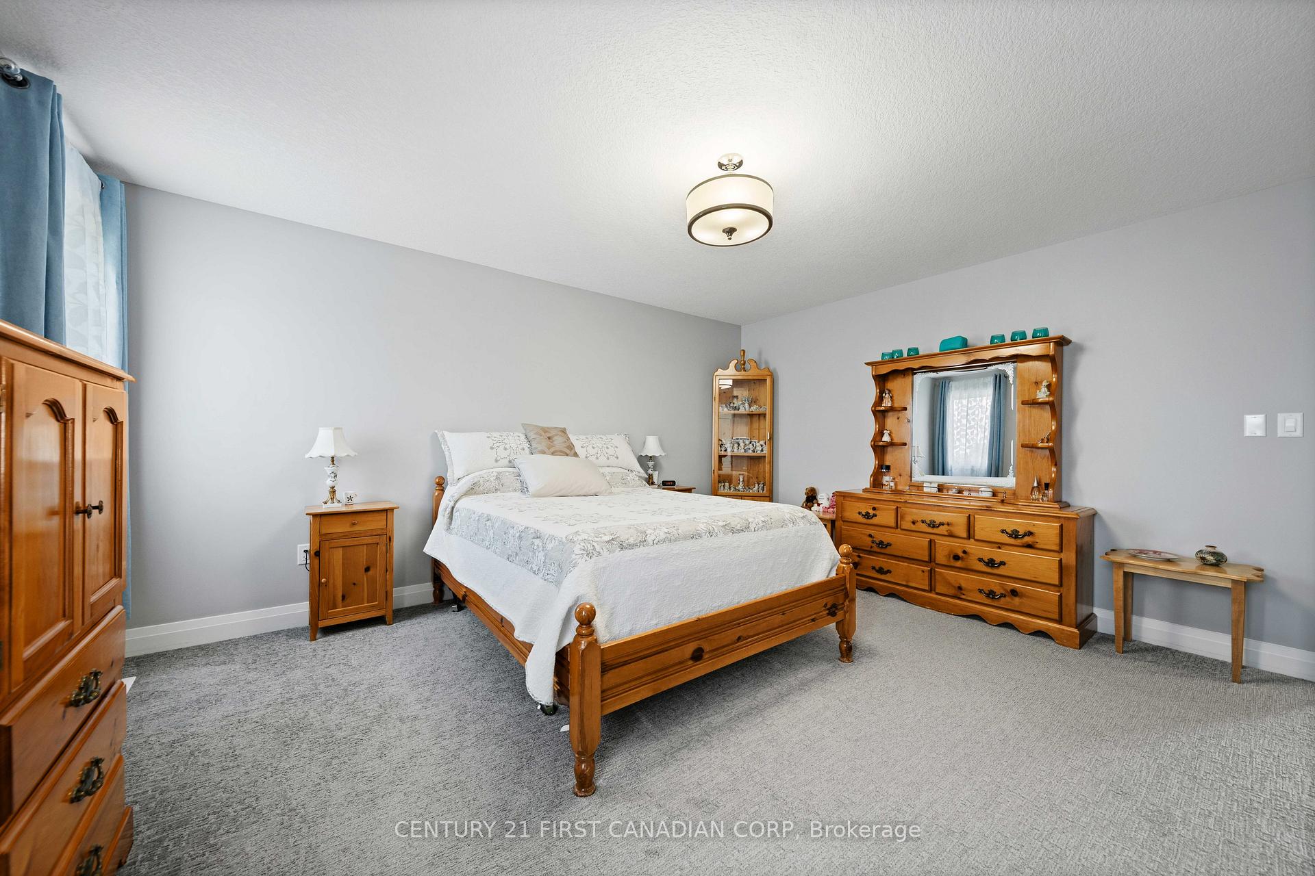 Photo 40 of 150 Gilmour Drive, Lucan Biddulph, Lucan — HOMEH