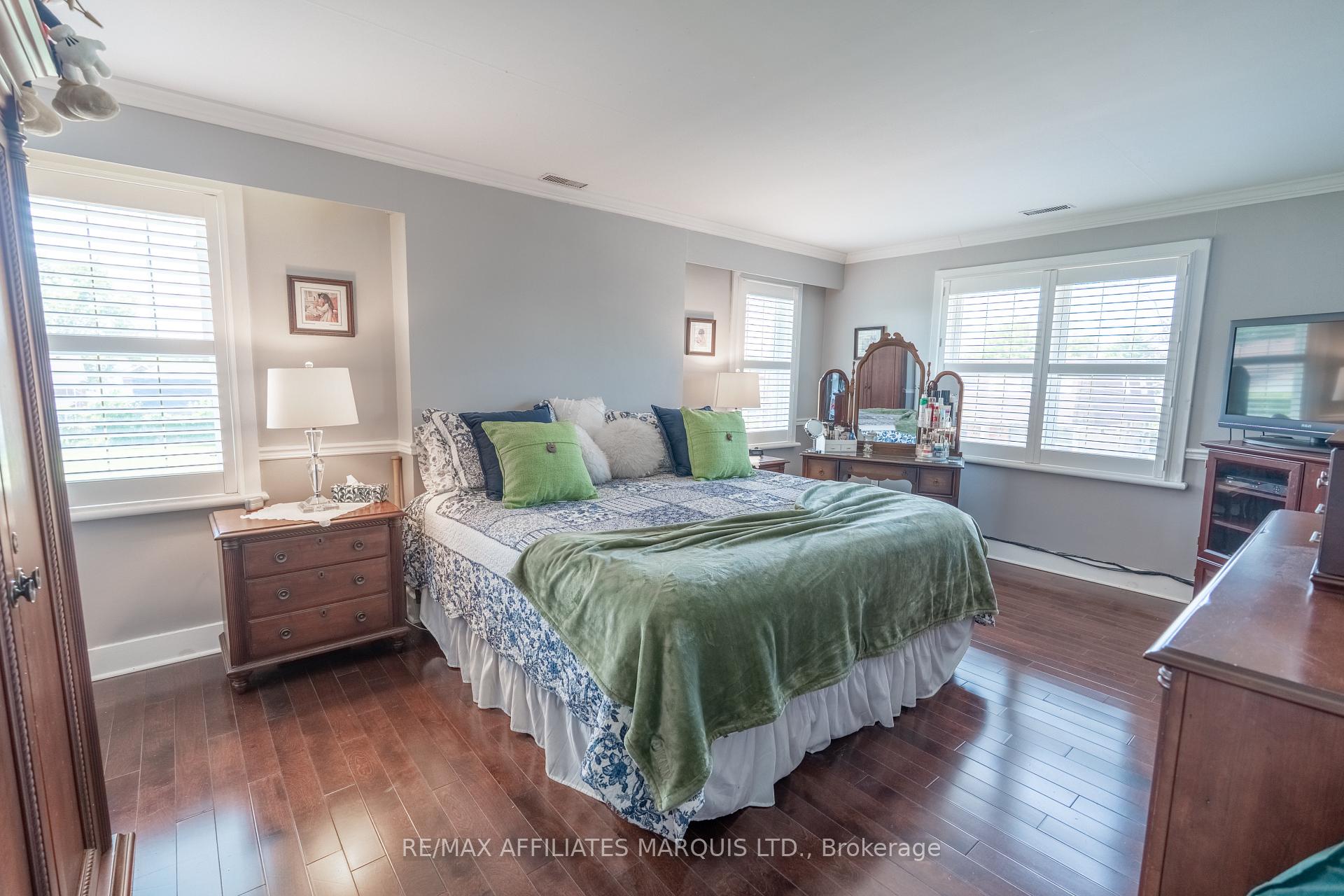Photo 29 of 420 Third Street W, Cornwall, Cornwall — HOMEH