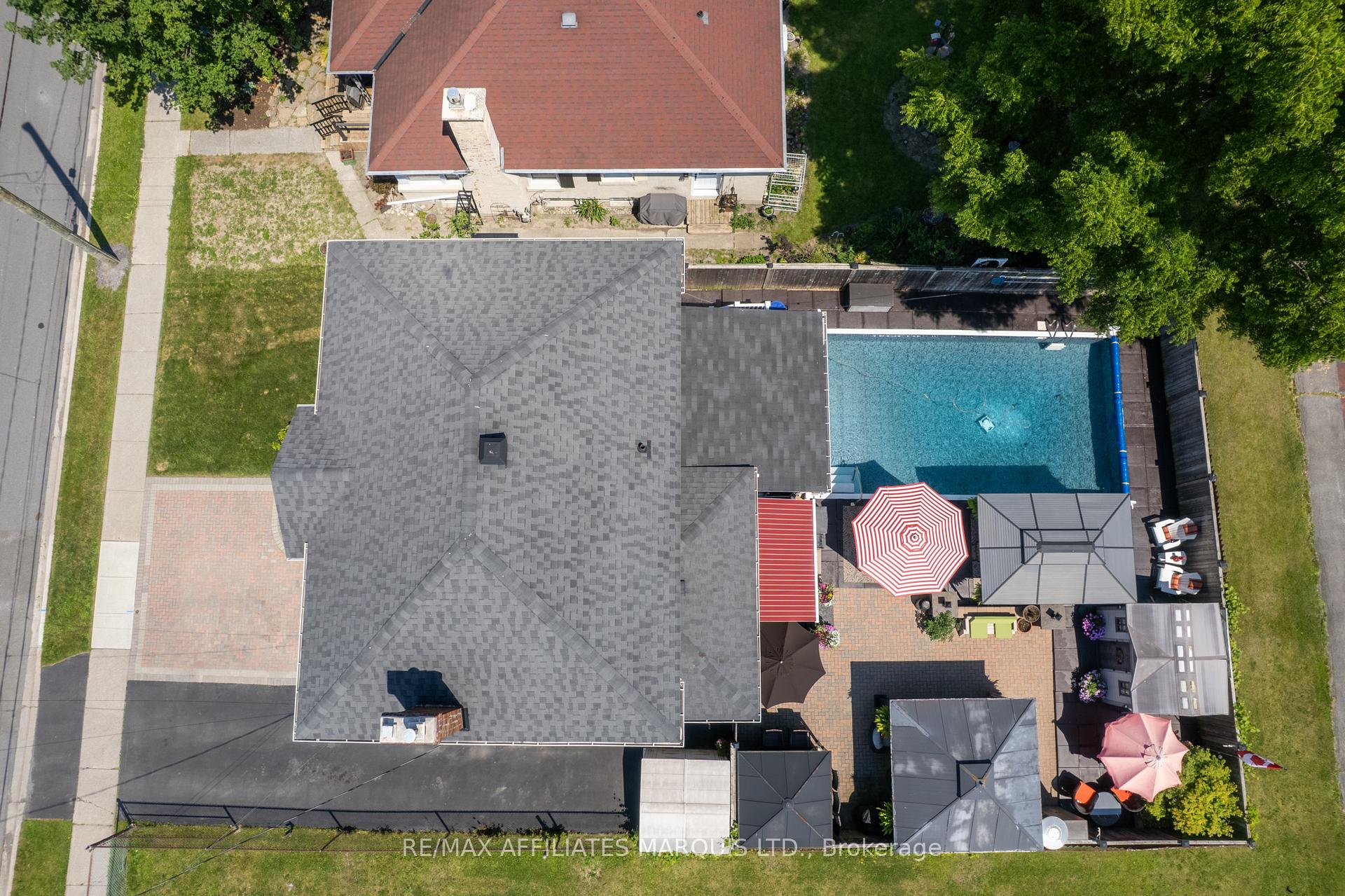 Photo 41 of 420 Third Street W, Cornwall, Cornwall — HOMEH