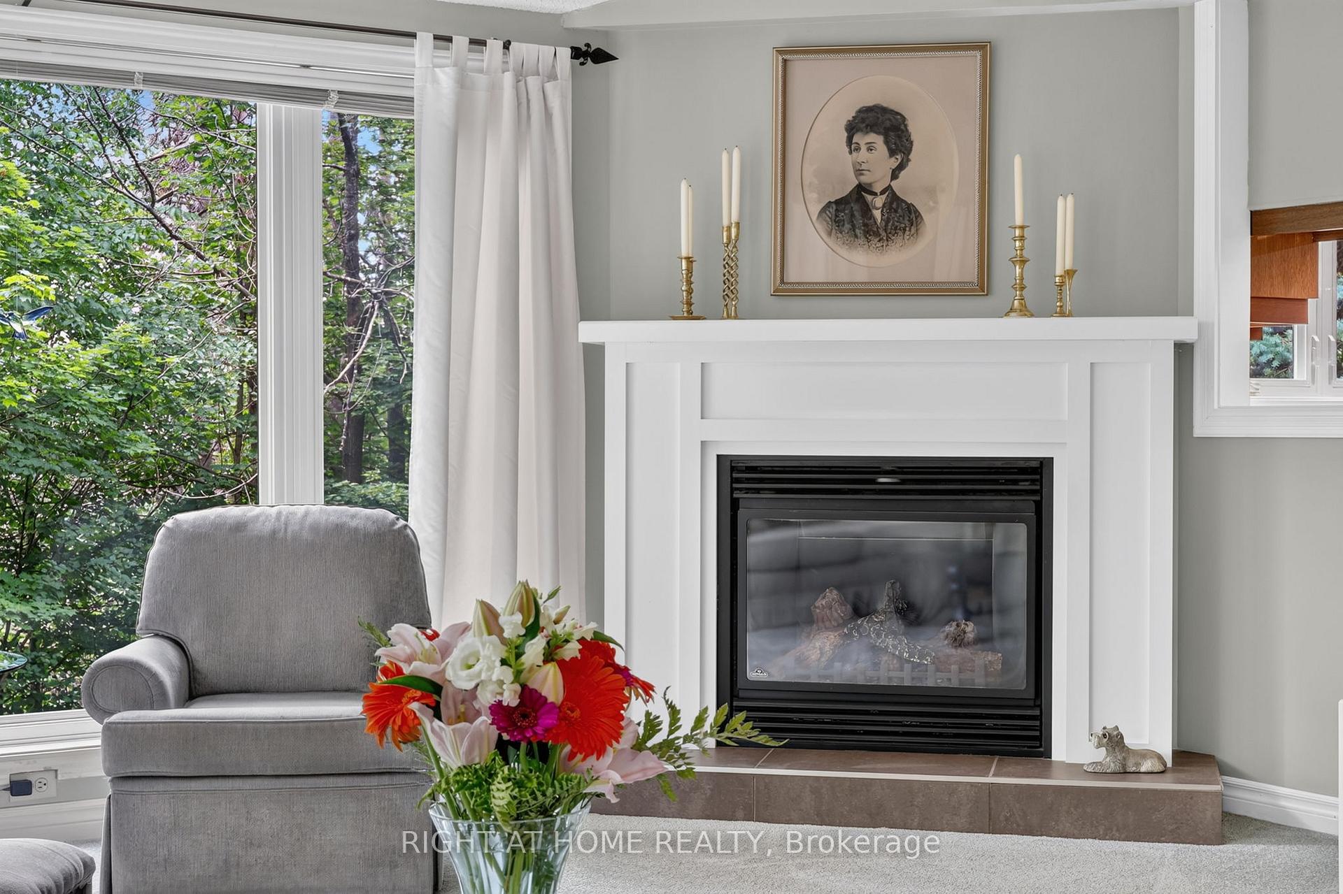 Photo 12 of 5 Pine Point, Oro-Medonte, Horseshoe Valley — HOMEH