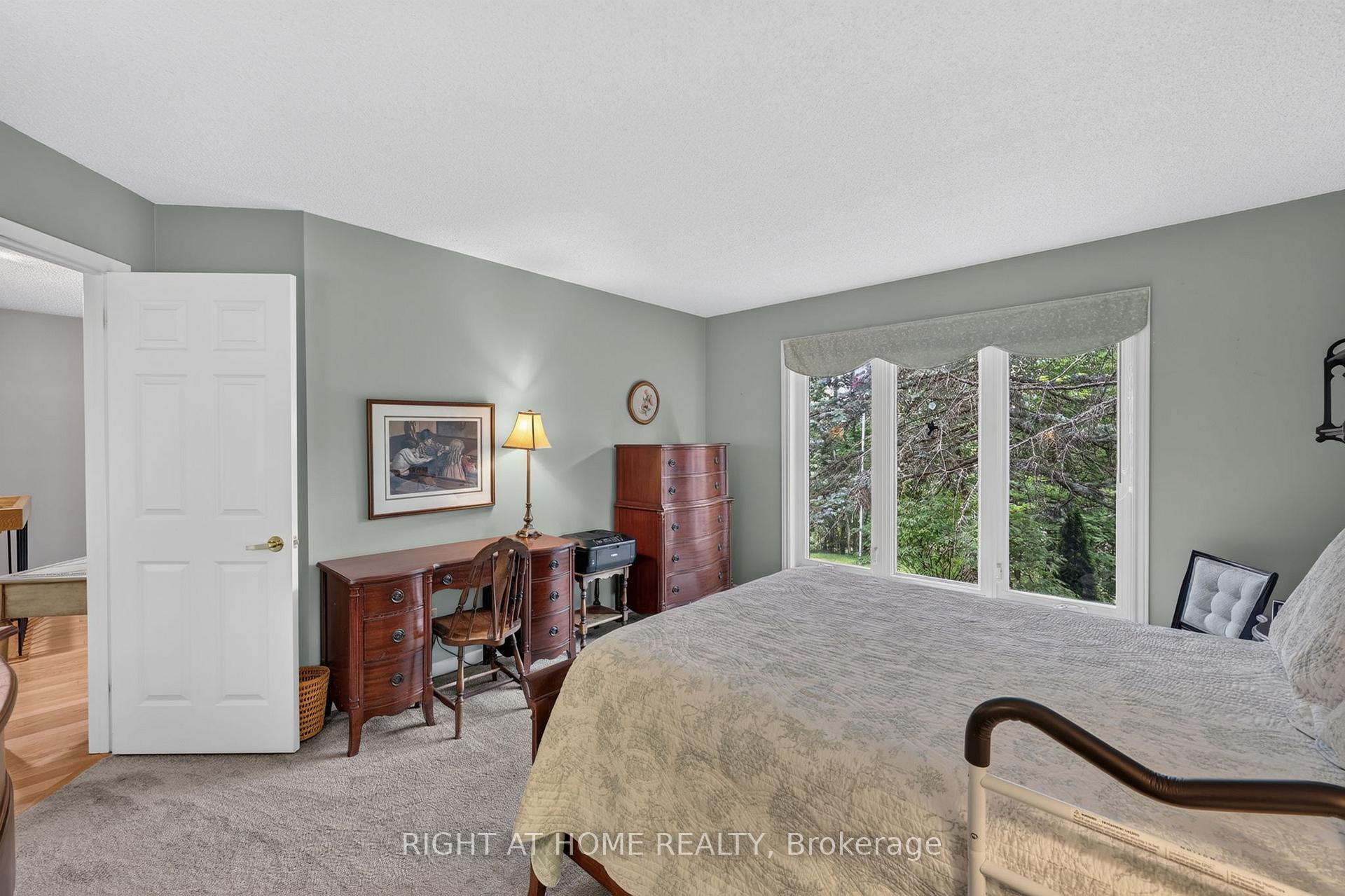 Photo 17 of 5 Pine Point, Oro-Medonte, Horseshoe Valley — HOMEH
