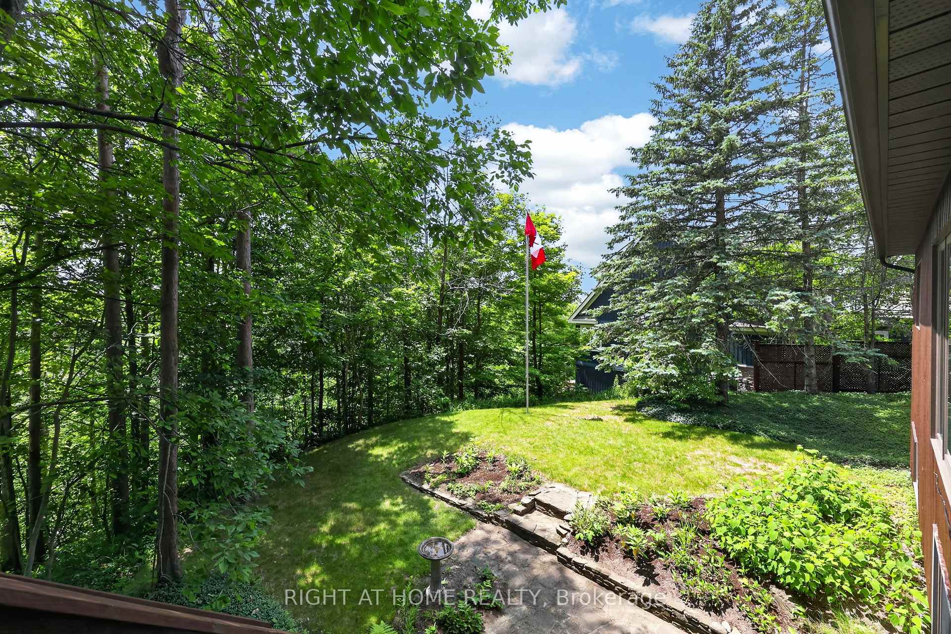 Photo 36 of 5 Pine Point, Oro-Medonte, Horseshoe Valley — HOMEH