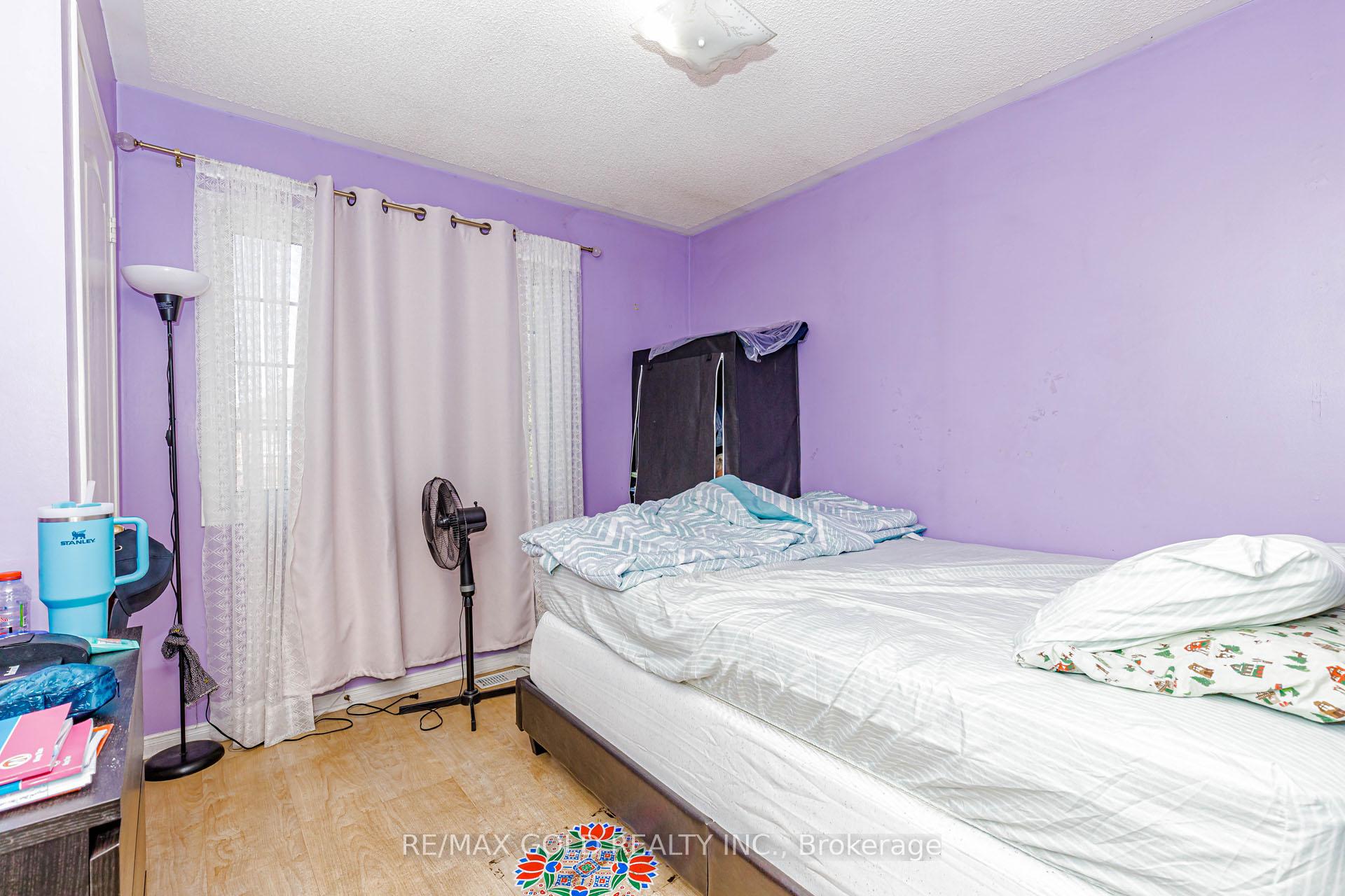 Photo 40 of 4 Trudelle Crescent, Brampton, Fletcher's Meadow — HOMEH