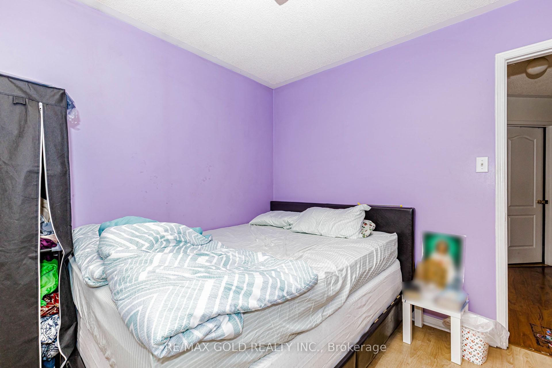 Photo 19 of 4 Trudelle Crescent, Brampton, Fletcher's Meadow — HOMEH
