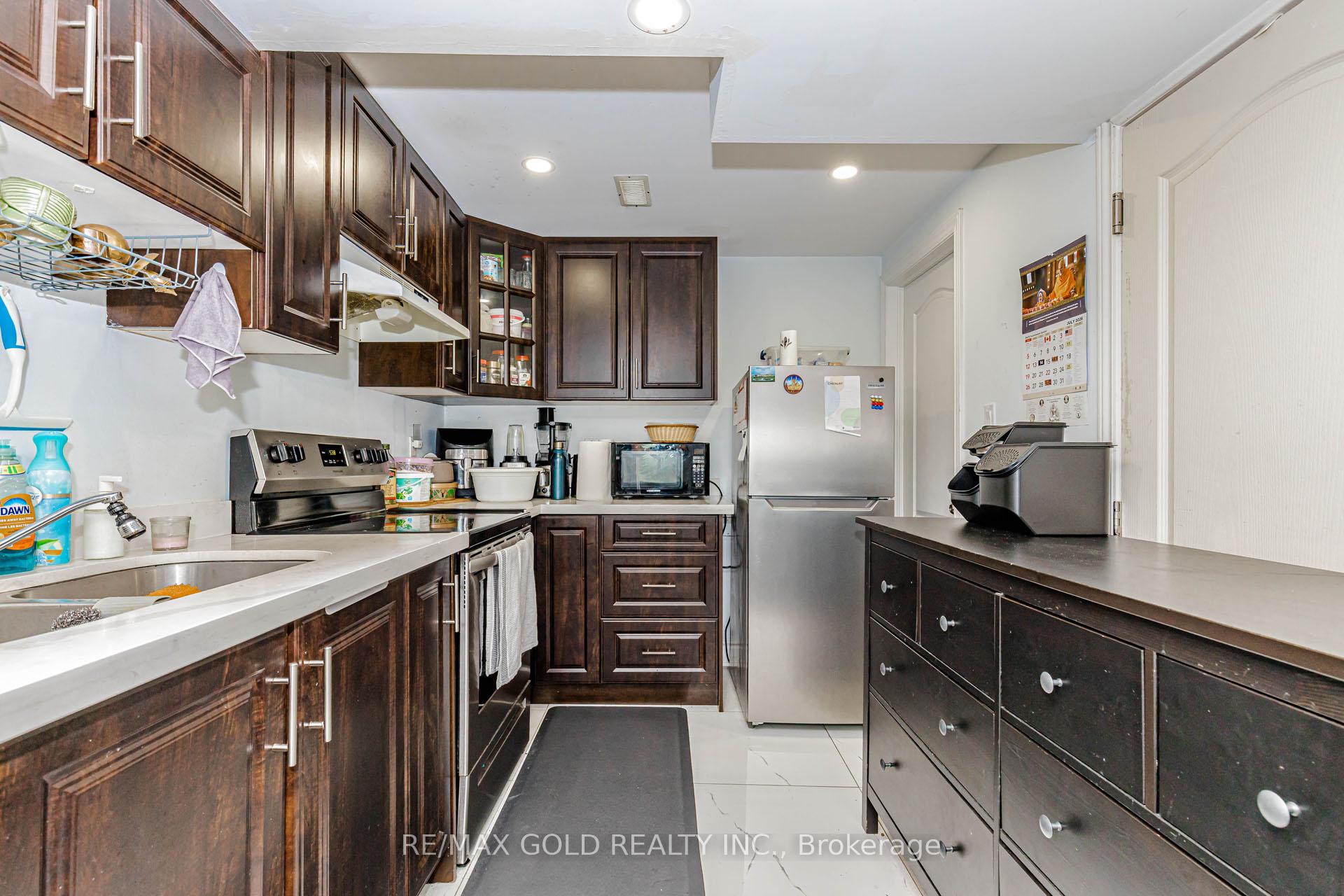 Photo 28 of 4 Trudelle Crescent, Brampton, Fletcher's Meadow — HOMEH