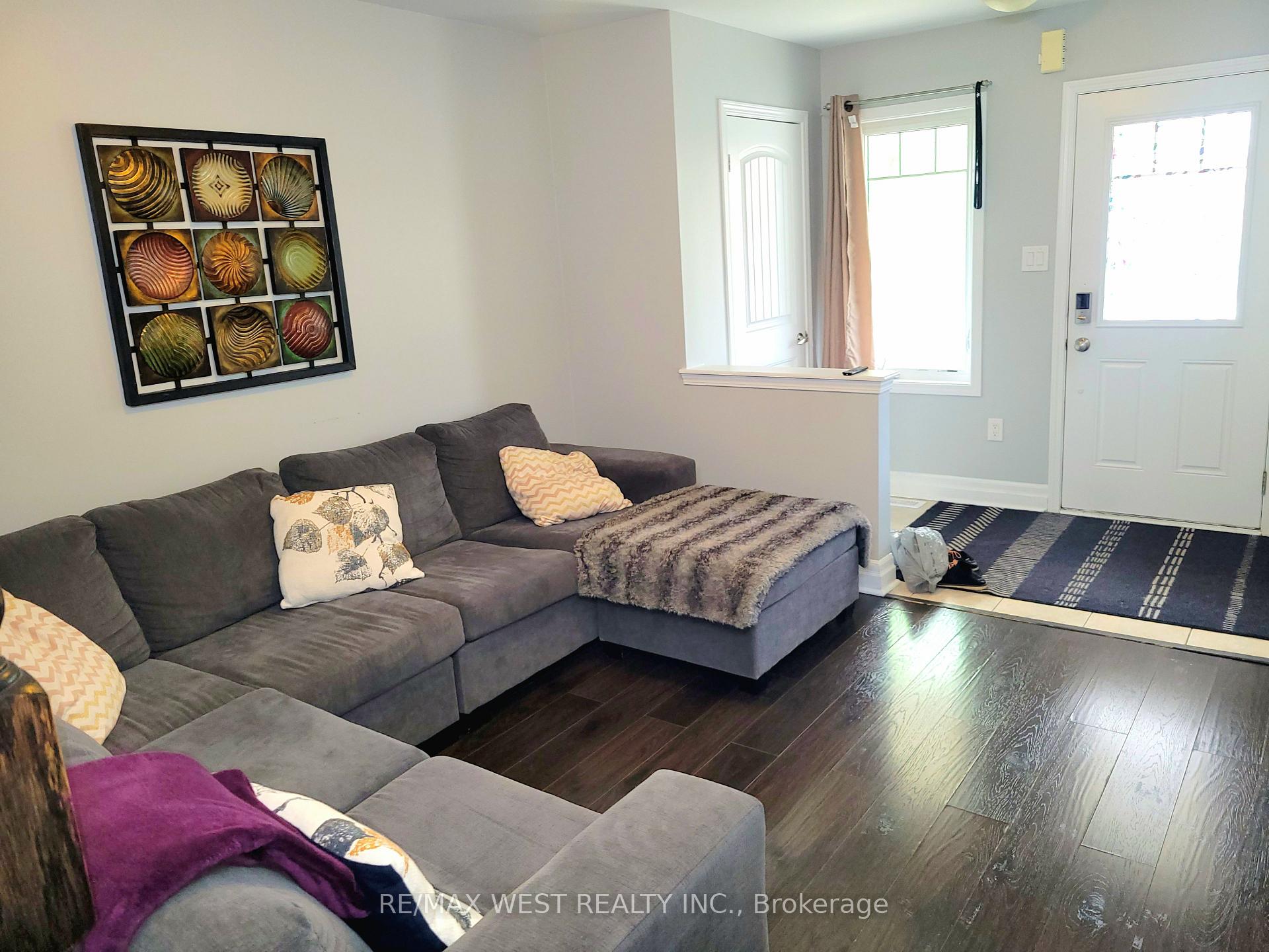Photo 6 of Unit Main and Second floor, 60 Quillberry Close, Brampton, Northwest Brampton — HOMEH