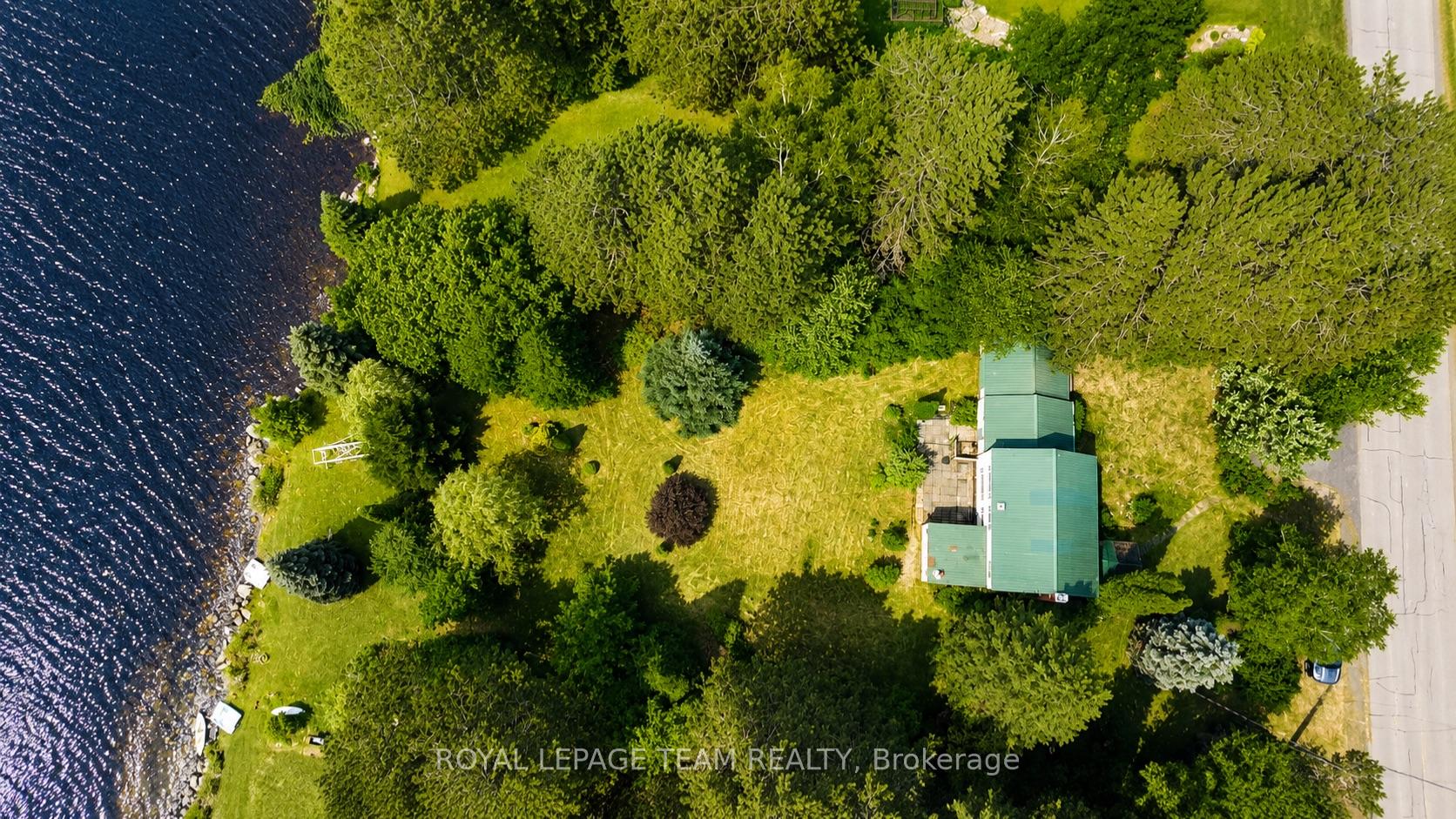 Photo 2 of 112 Ottawa Street, South Algonquin — HOMEH
