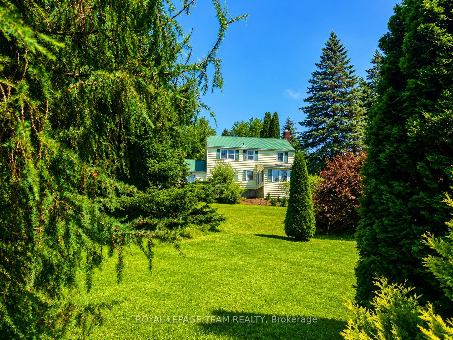 Photo 12 of 112 Ottawa Street, South Algonquin — HOMEH