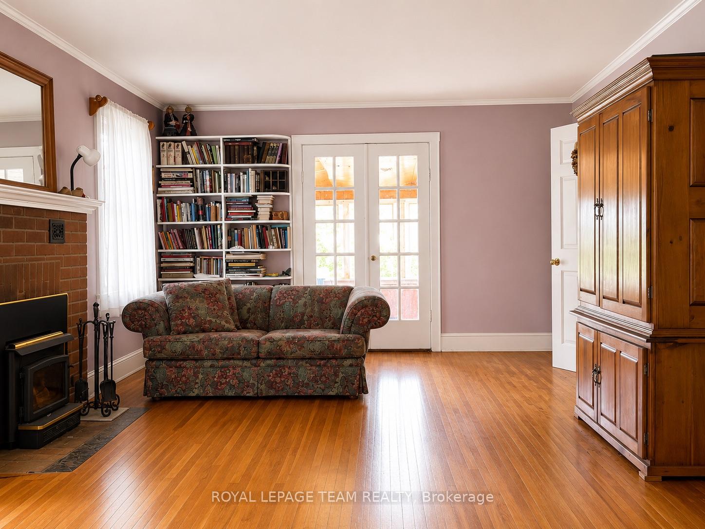 Photo 26 of 112 Ottawa Street, South Algonquin — HOMEH