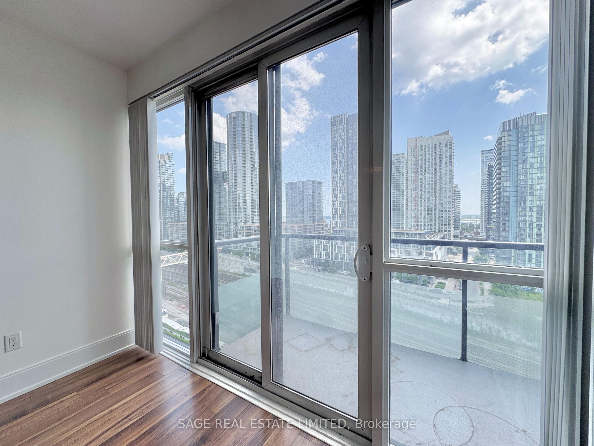 Photo 13 of Unit PH30, 560 Front Street W, Toronto, Waterfront Communities — HOMEH