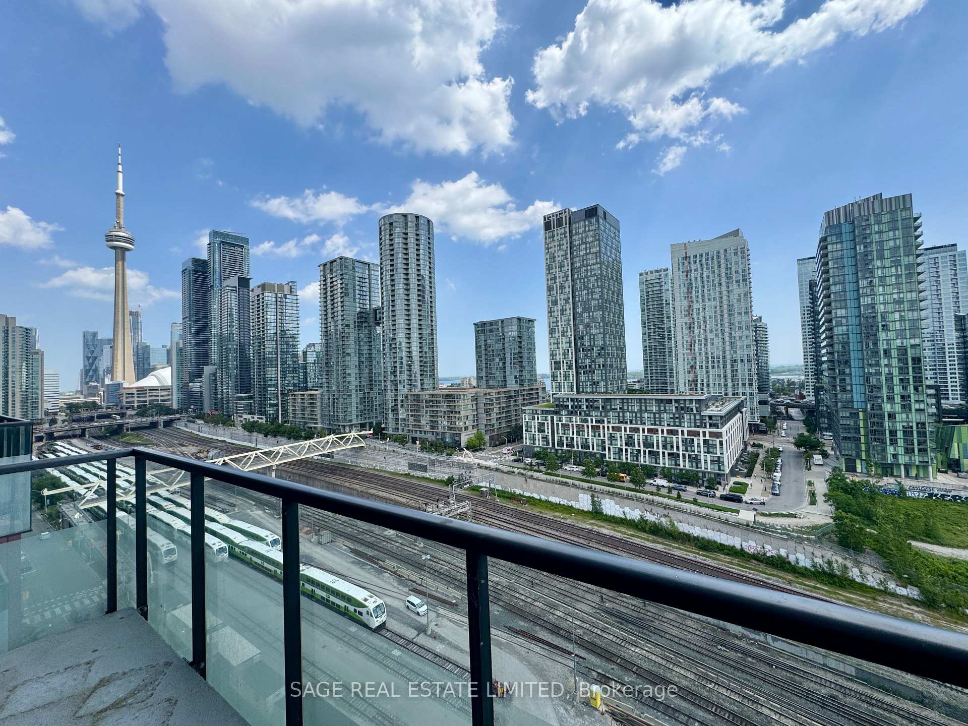 Photo 15 of Unit PH30, 560 Front Street W, Toronto, Waterfront Communities — HOMEH