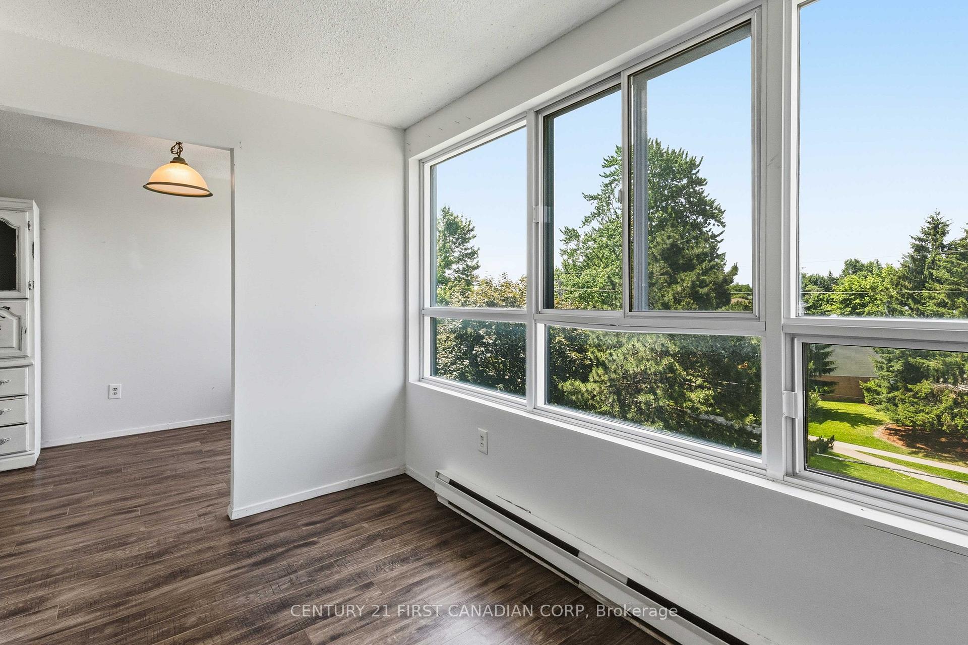 Photo 15 of Unit 509, 600 Grenfell Drive, London, North C — HOMEH