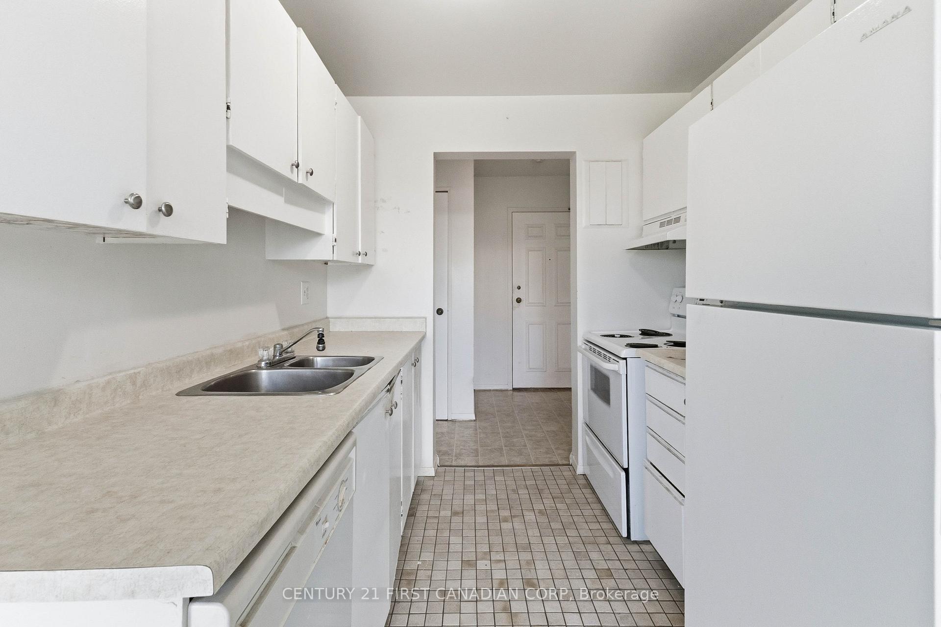 Photo 21 of Unit 509, 600 Grenfell Drive, London, North C — HOMEH