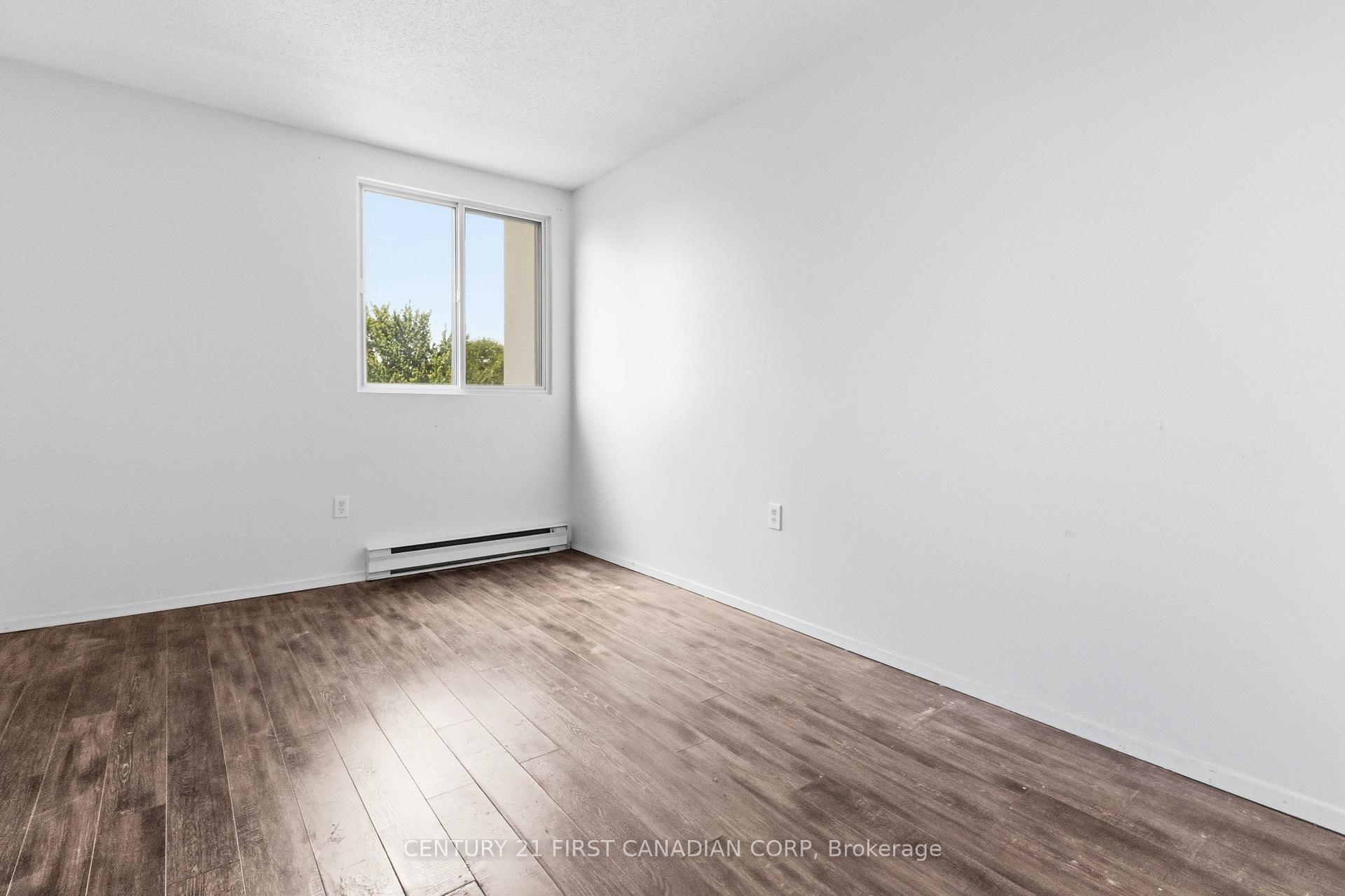 Photo 25 of Unit 509, 600 Grenfell Drive, London, North C — HOMEH
