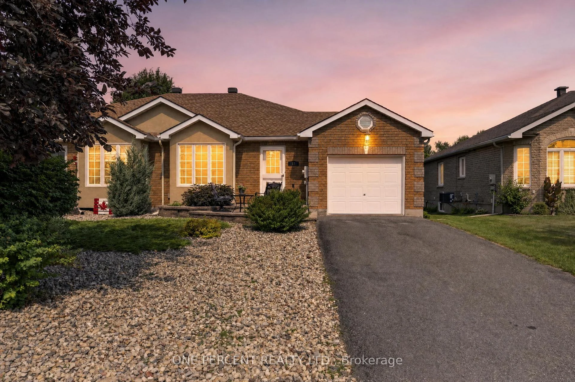 Photo 3 of 17 Dr Gordon Crescent, North Grenville, Kemptville — HOMEH