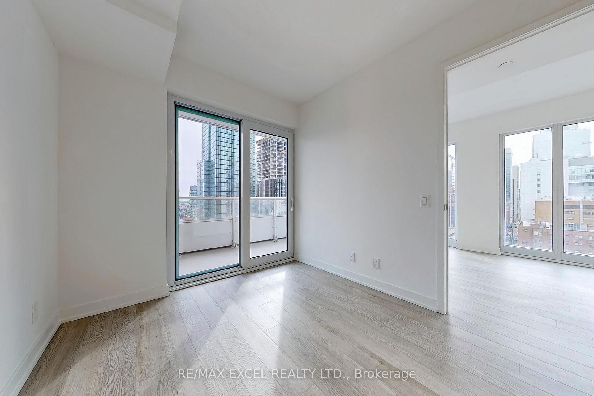 Photo 6 of Unit 1710, 88 Queen Street E, Toronto, Church-Yonge Corridor — HOMEH