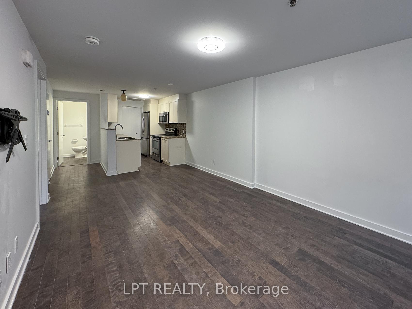 Photo 2 of Unit 101, 144 Daly Avenue, Ottawa, Sandy Hill — HOMEH