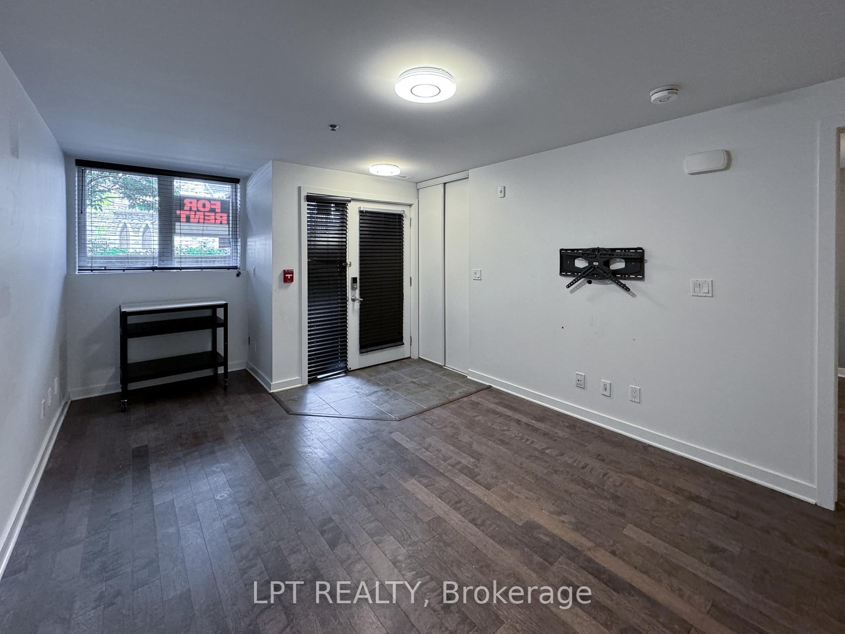 Photo 4 of Unit 101, 144 Daly Avenue, Ottawa, Sandy Hill — HOMEH