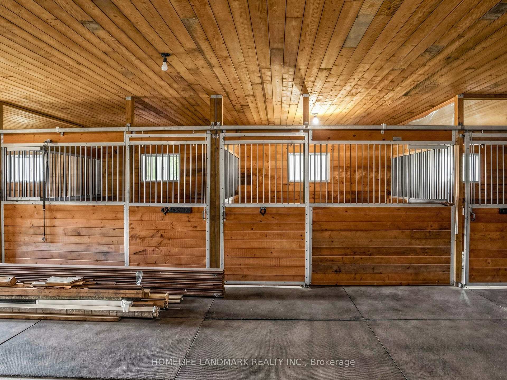 Photo 43 of 2654 Doane Road, East Gwillimbury, Rural East Gwillimbury — HOMEH
