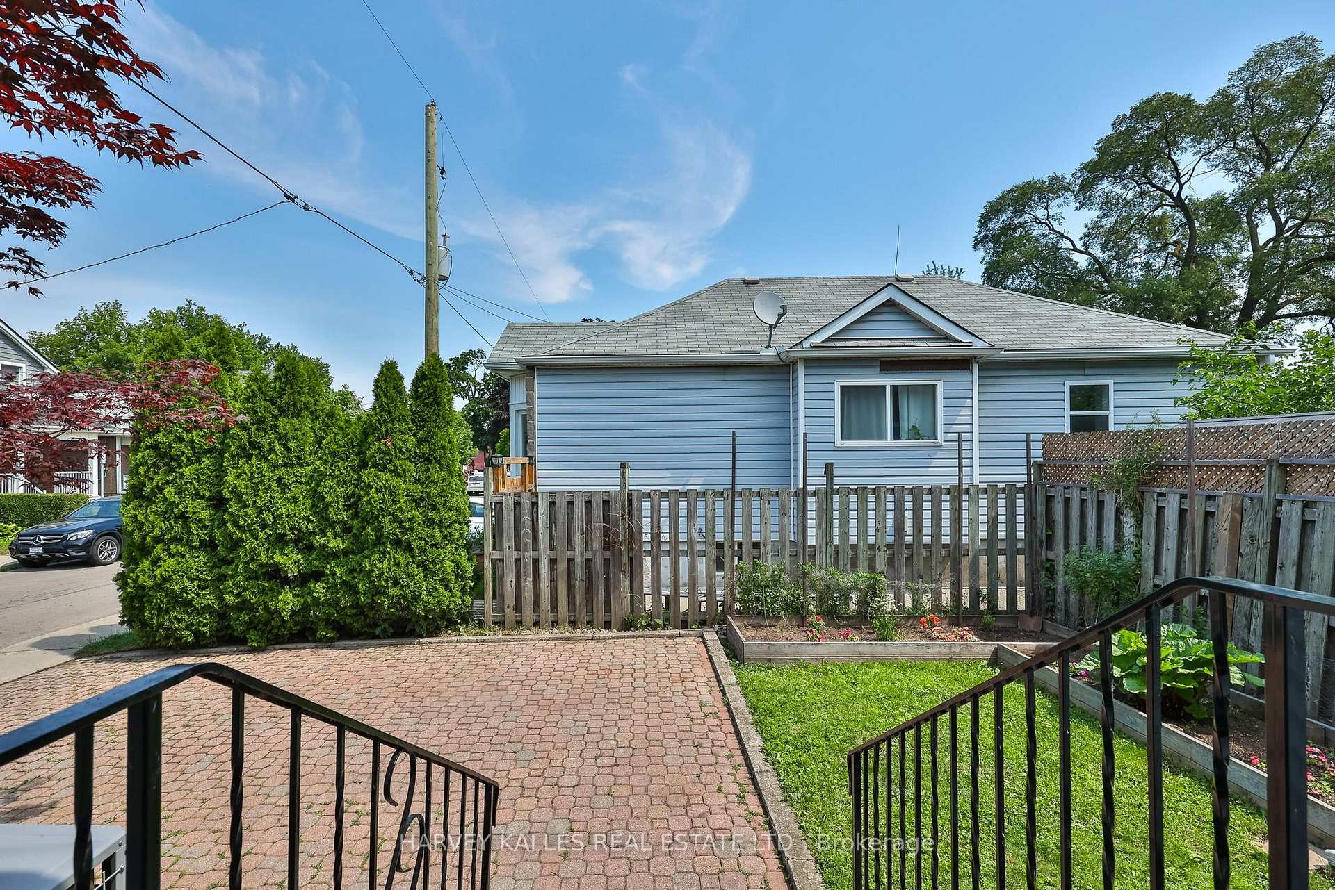 Photo 43 of 487 Dunsmure Road, Hamilton, Crown Point — HOMEH