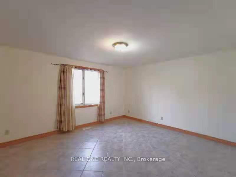Photo 2 of Unit E.Main, 280 Terrace Drive, Georgina, Keswick South — HOMEH