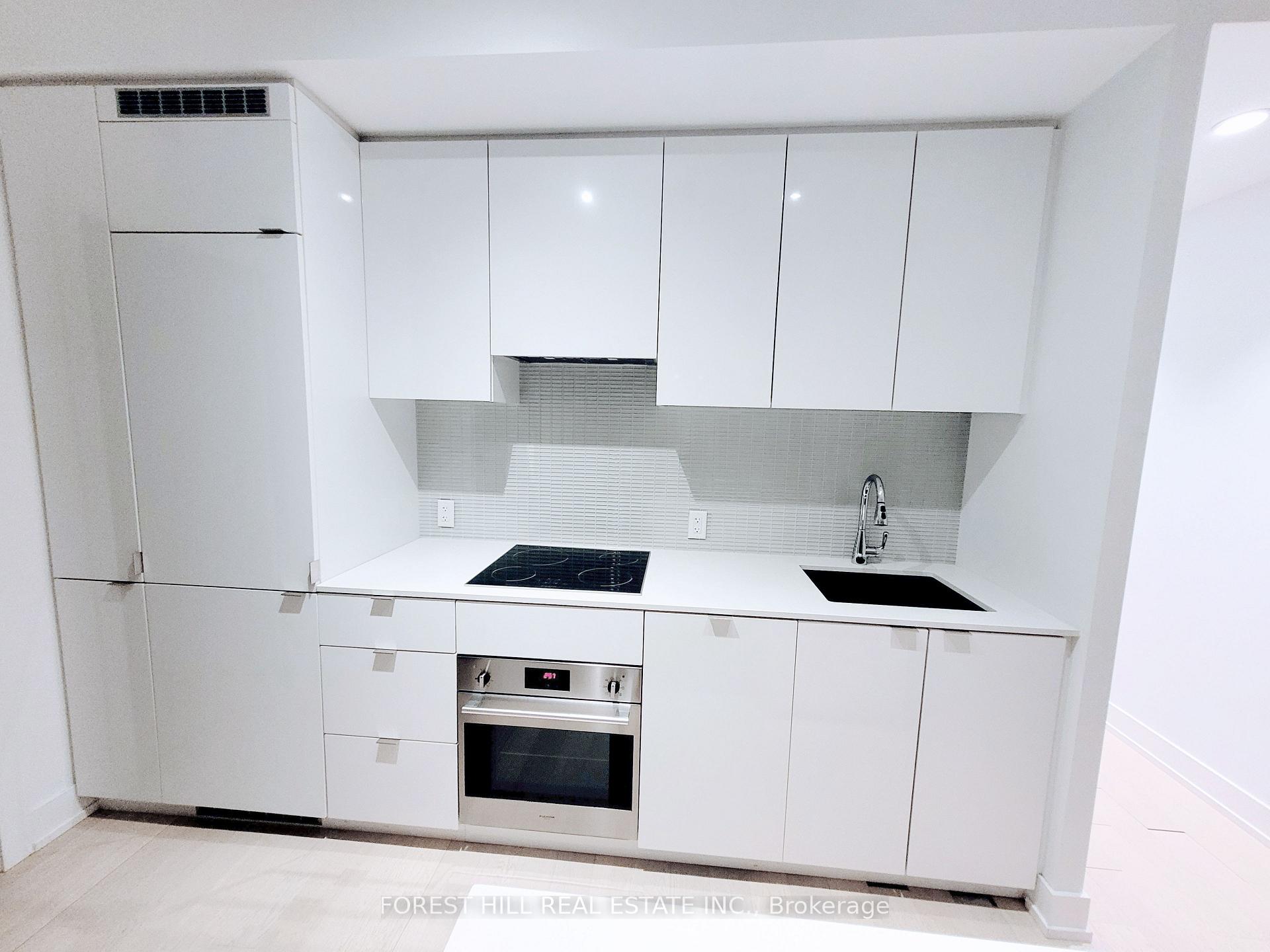 Front of Unit 2612, 7 Grenville Street