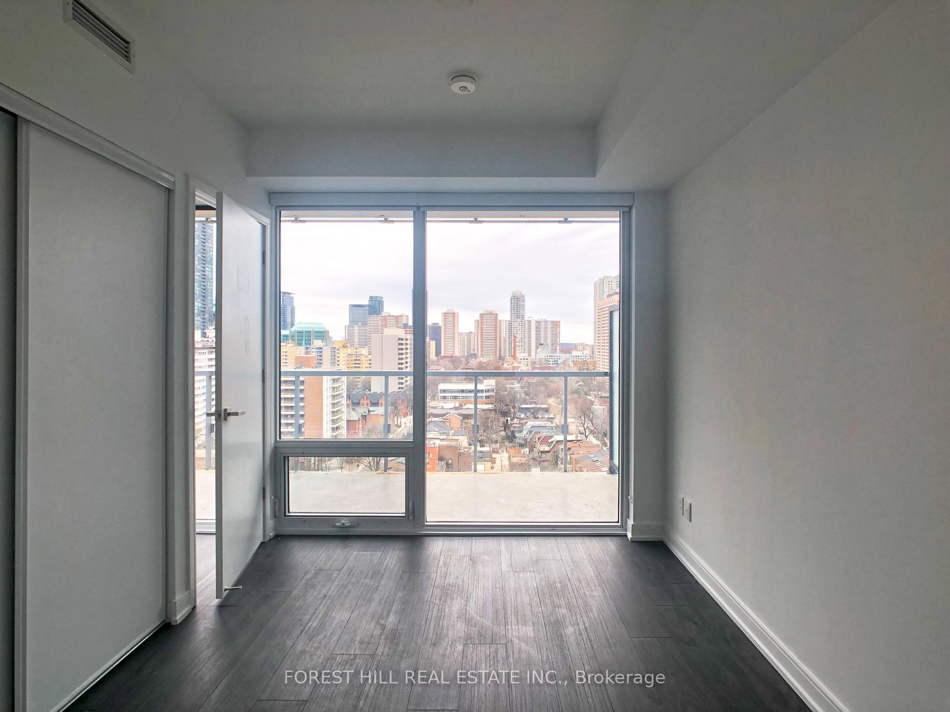 Photo 8 of Unit 1502, 3 Gloucester Street, Toronto, Church-Yonge Corridor — HOMEH