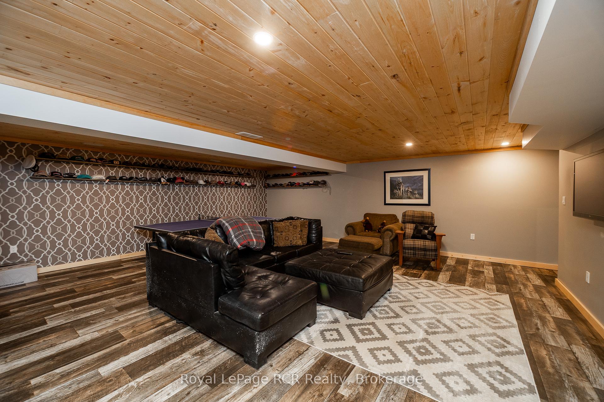 Photo 24 of 109 Highland Drive, West Grey — HOMEH
