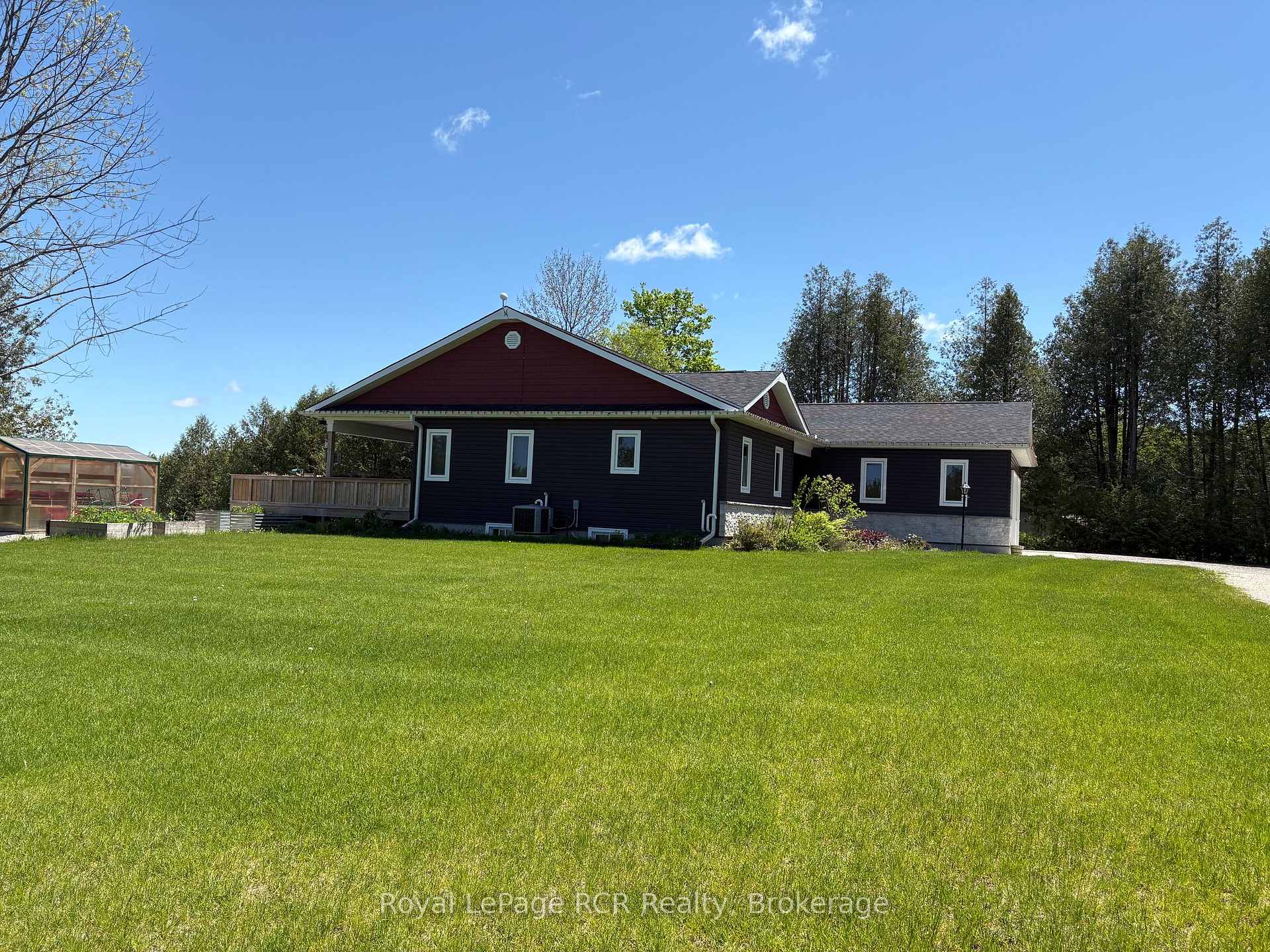 Photo 31 of 109 Highland Drive, West Grey — HOMEH