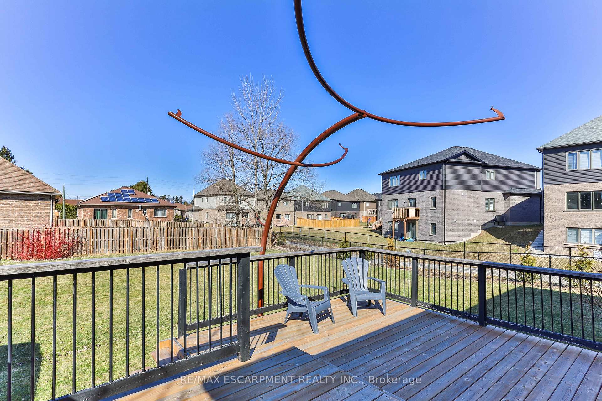 Photo 8 of 98 Thomas Avenue, Brantford, Echo Place — HOMEH
