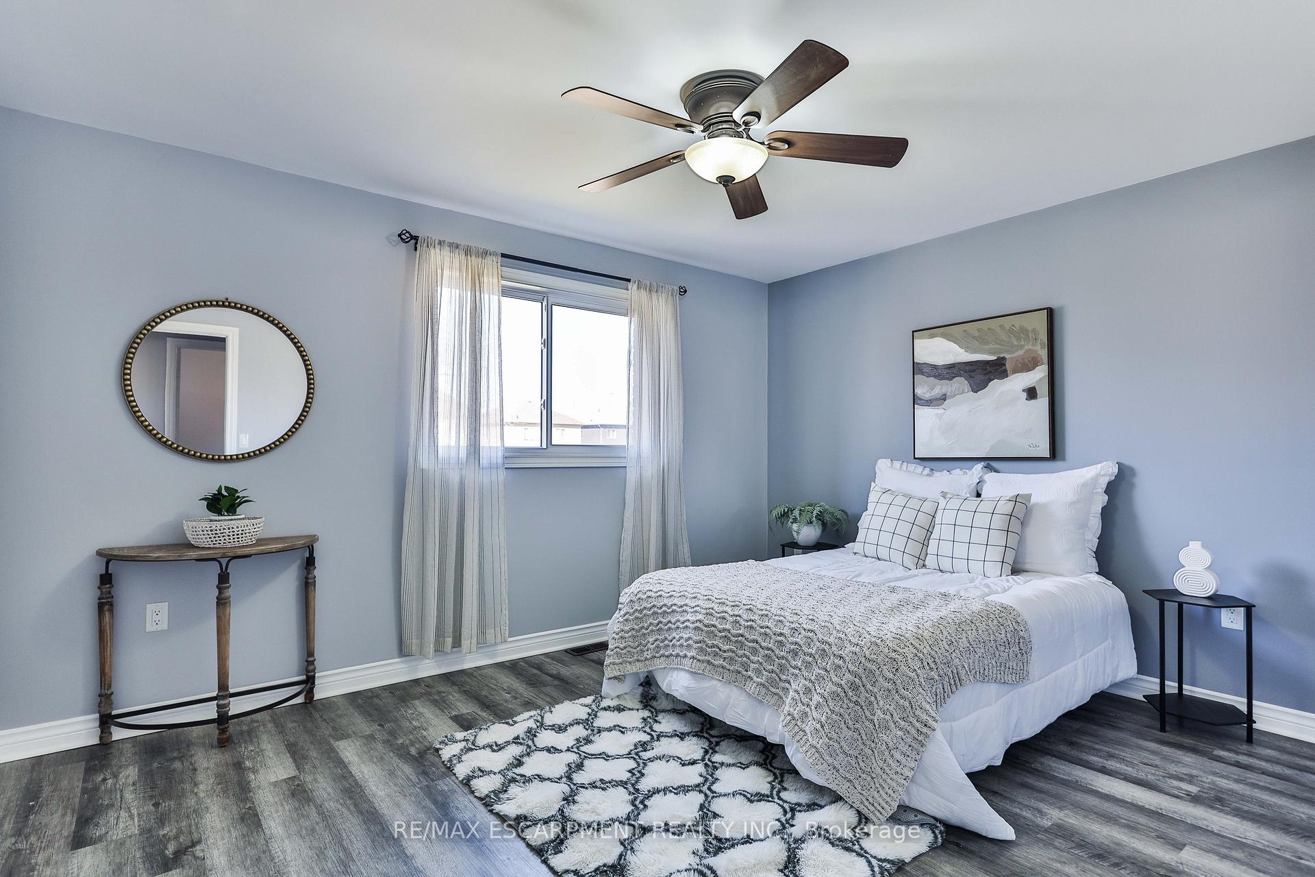 Photo 22 of 98 Thomas Avenue, Brantford, Echo Place — HOMEH