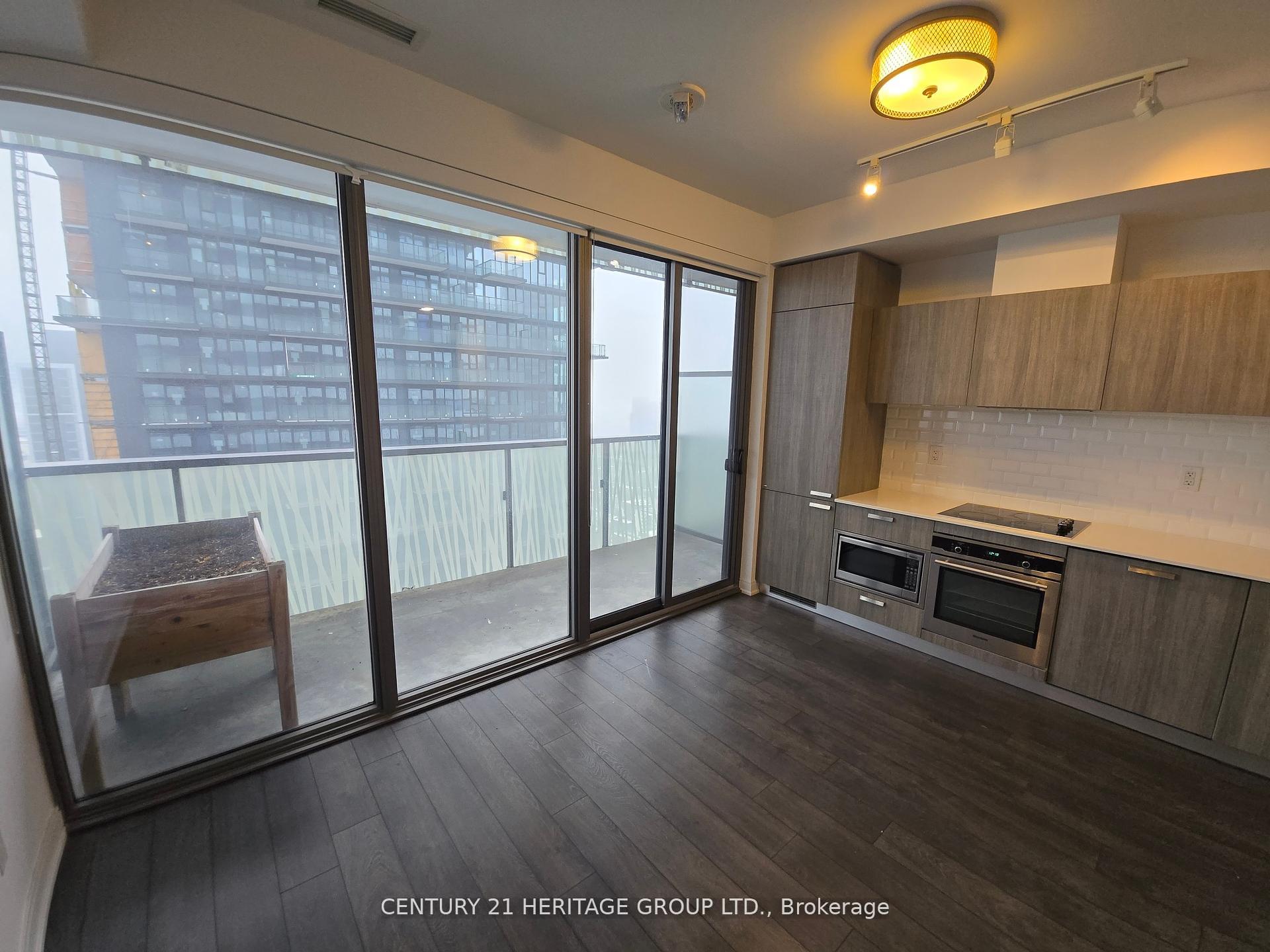 Photo 4 of Unit 3912, 50 Charles Street E, Toronto, Church-Yonge Corridor — HOMEH
