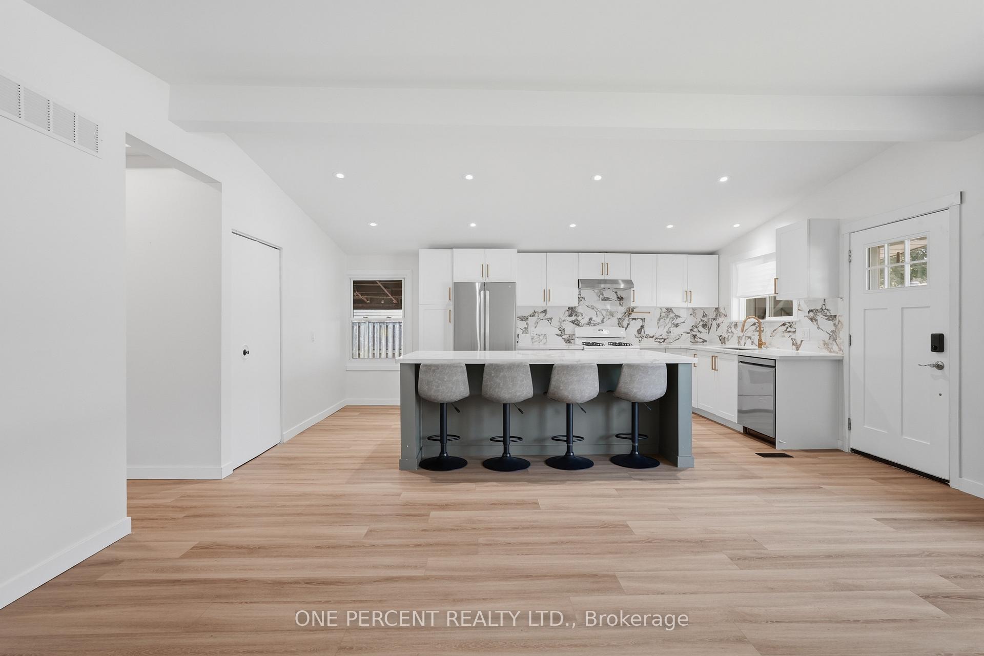 Photo 7 of 9 Bishopsgate Avenue, Hamilton, Thorner — HOMEH