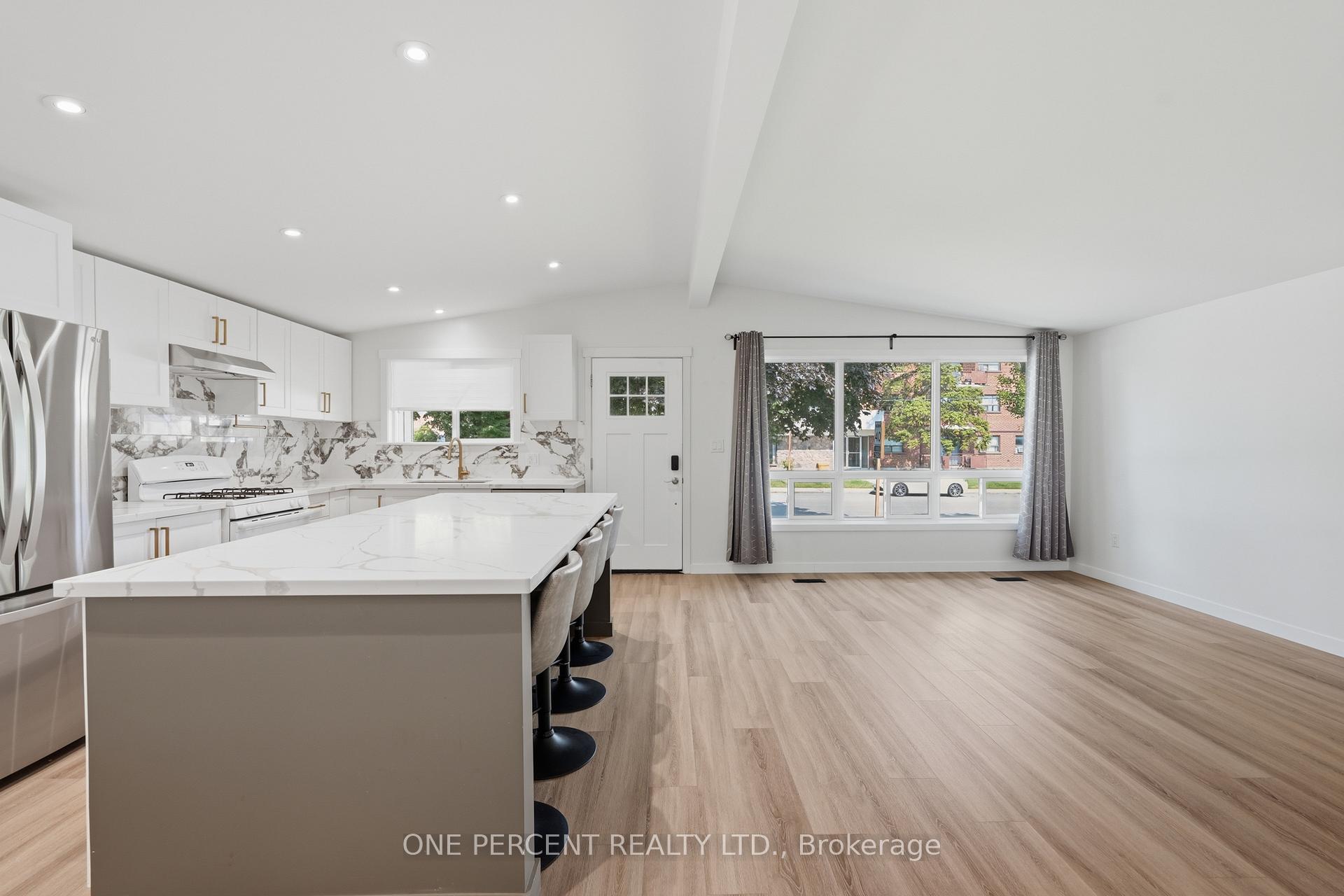 Photo 10 of 9 Bishopsgate Avenue, Hamilton, Thorner — HOMEH