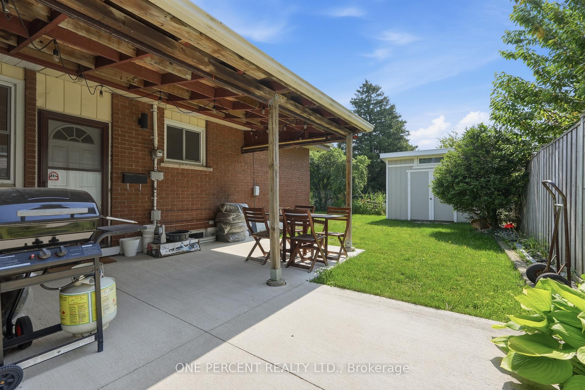 Photo 24 of 9 Bishopsgate Avenue, Hamilton, Thorner — HOMEH