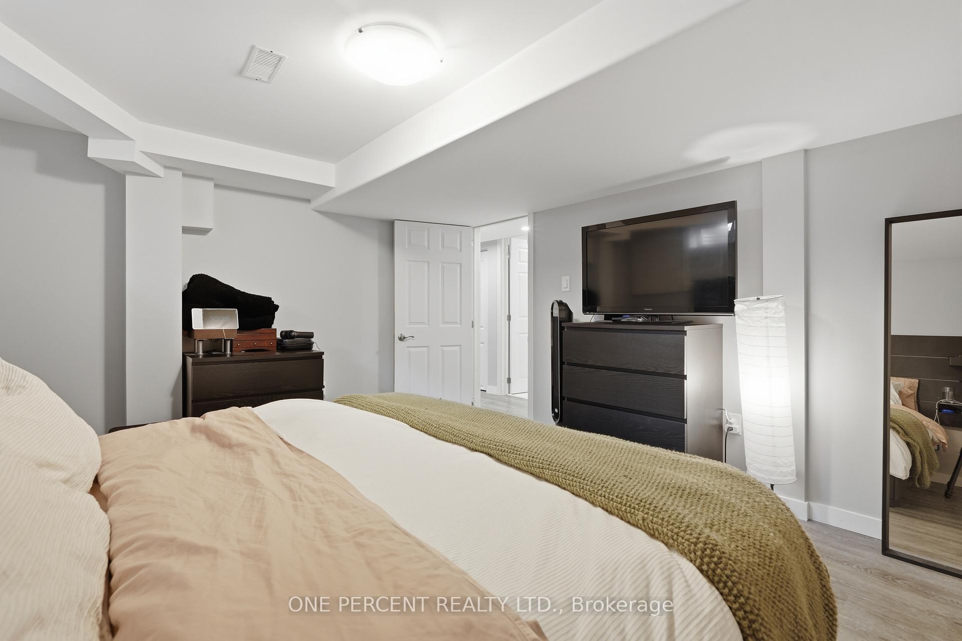 Photo 31 of 9 Bishopsgate Avenue, Hamilton, Thorner — HOMEH