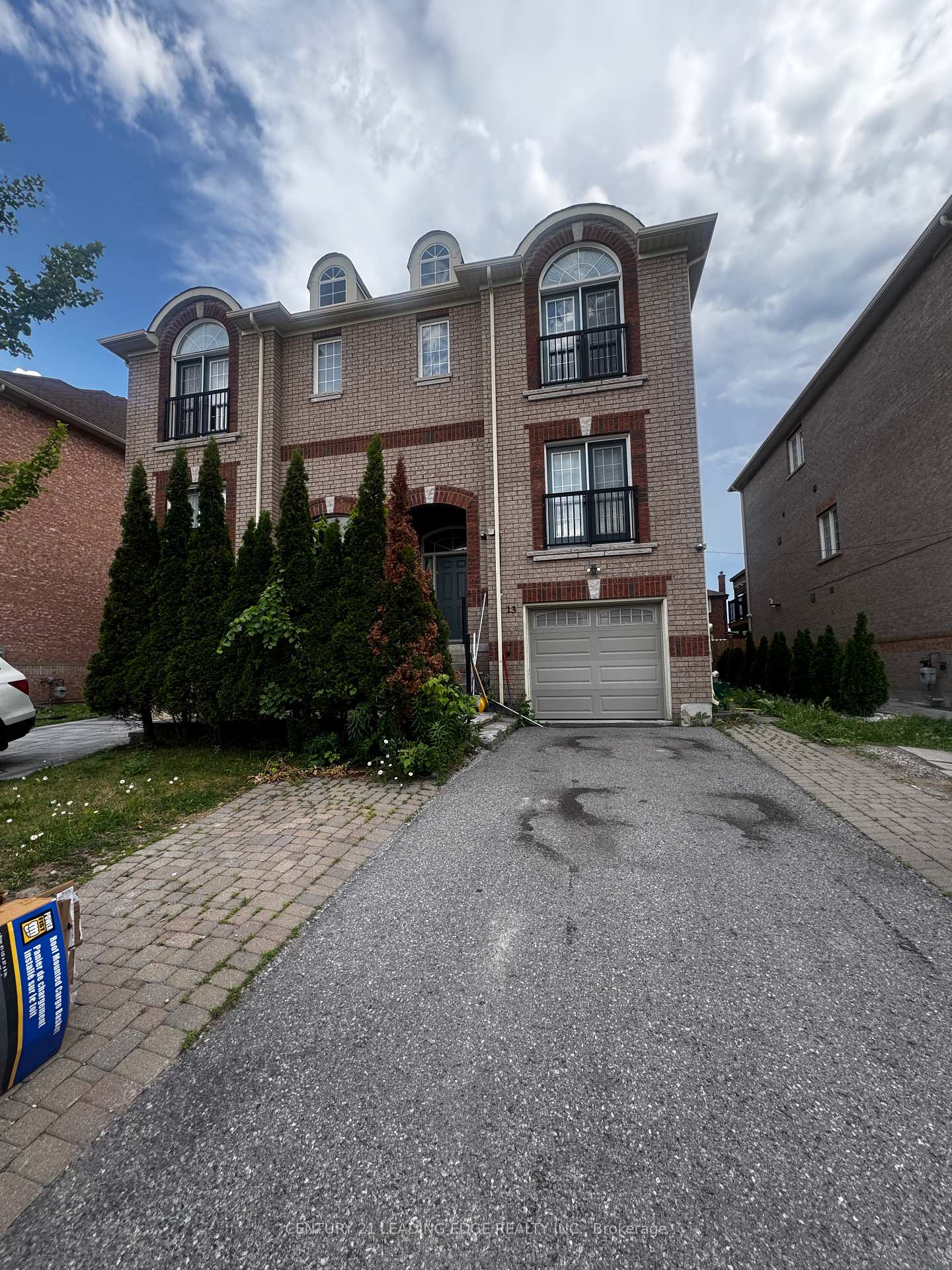 Photo 1 of Unit Upper, 13 Prince William Drive, Markham, Village Green-South Unionville — HOMEH