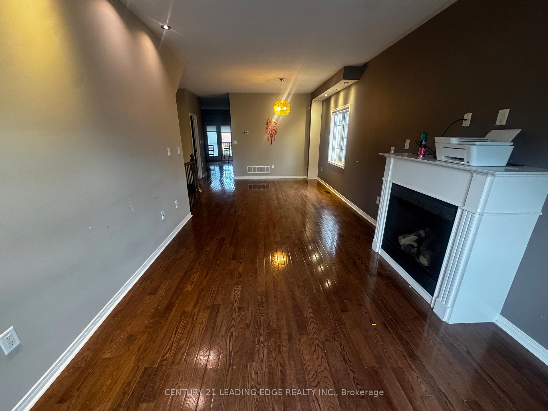 Photo 5 of Unit Upper, 13 Prince William Drive, Markham, Village Green-South Unionville — HOMEH