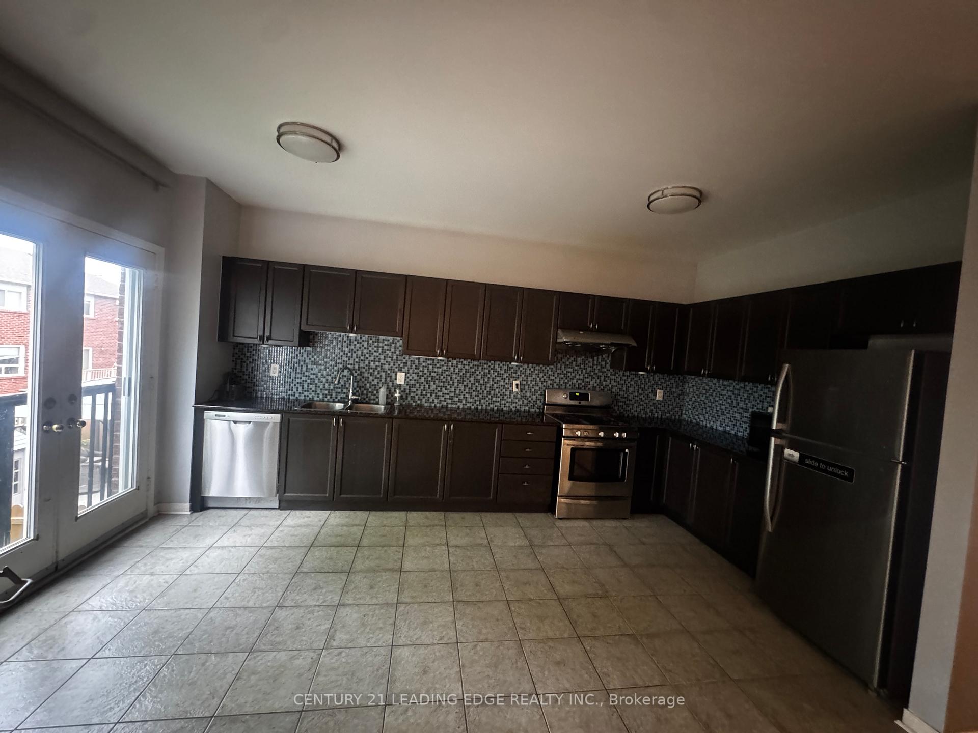 Photo 10 of Unit Upper, 13 Prince William Drive, Markham, Village Green-South Unionville — HOMEH