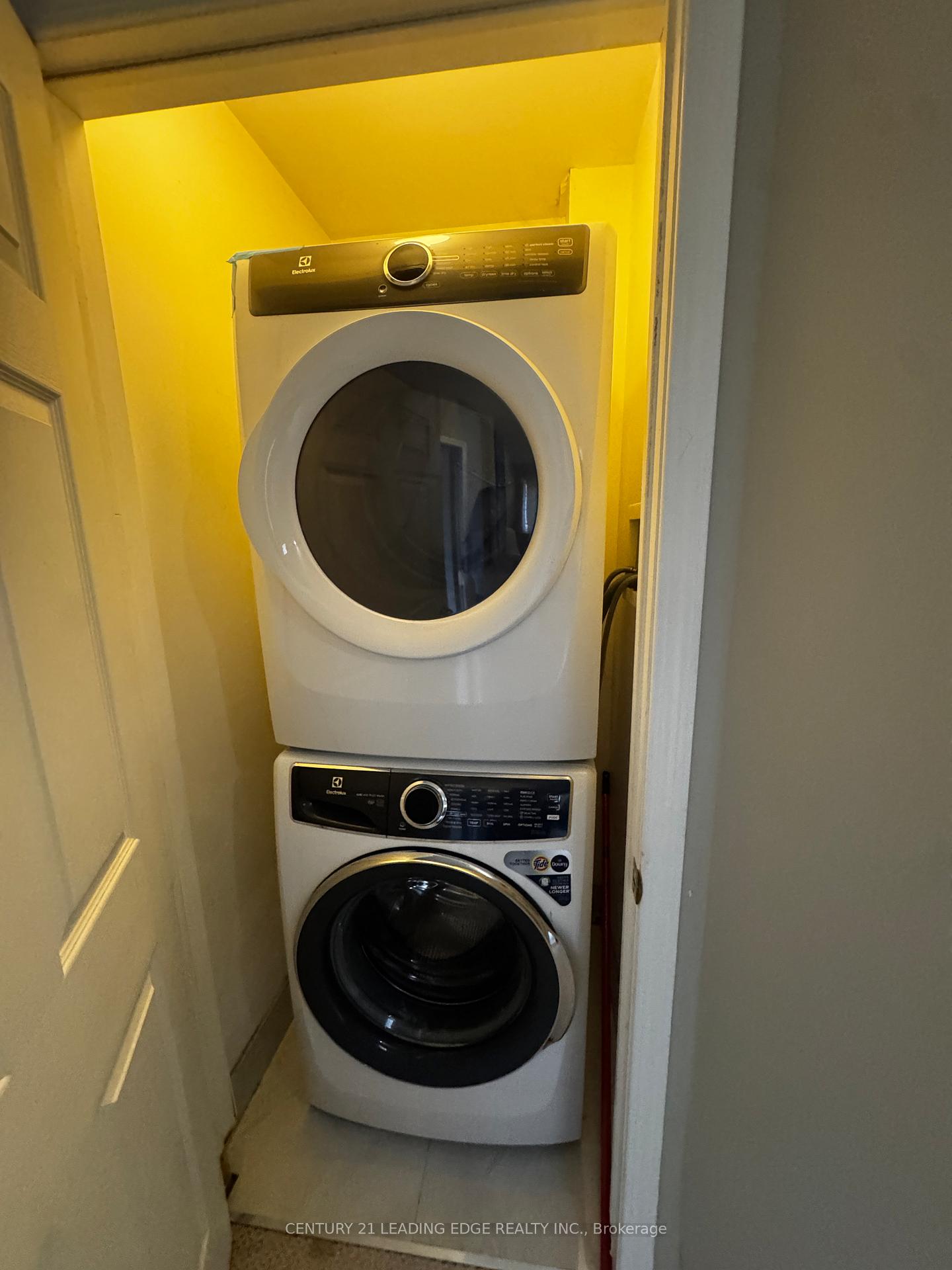 Photo 14 of Unit Upper, 13 Prince William Drive, Markham, Village Green-South Unionville — HOMEH
