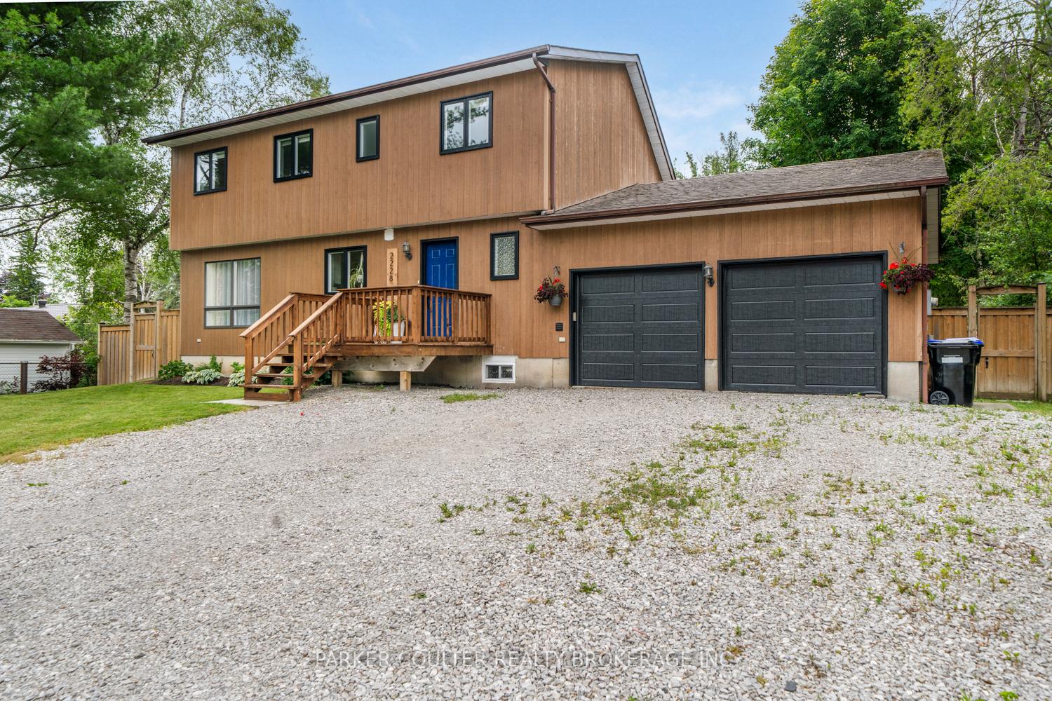 Photo 2 of 2228 Margs Lane, Innisfil, Alcona — HOMEH