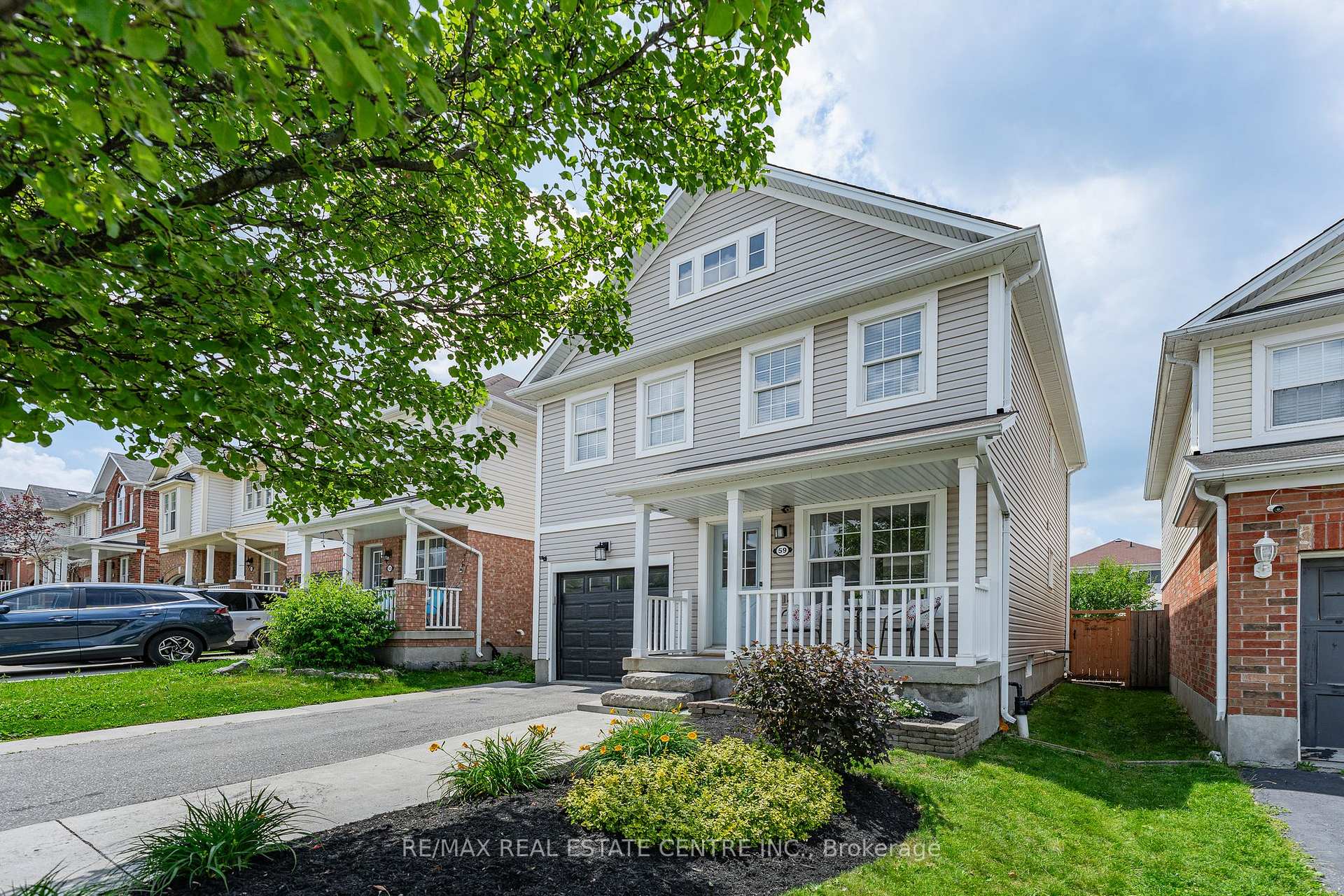 Photo 3 of 59 Yeaman Drive, Cambridge, Christopher-Champlain — HOMEH