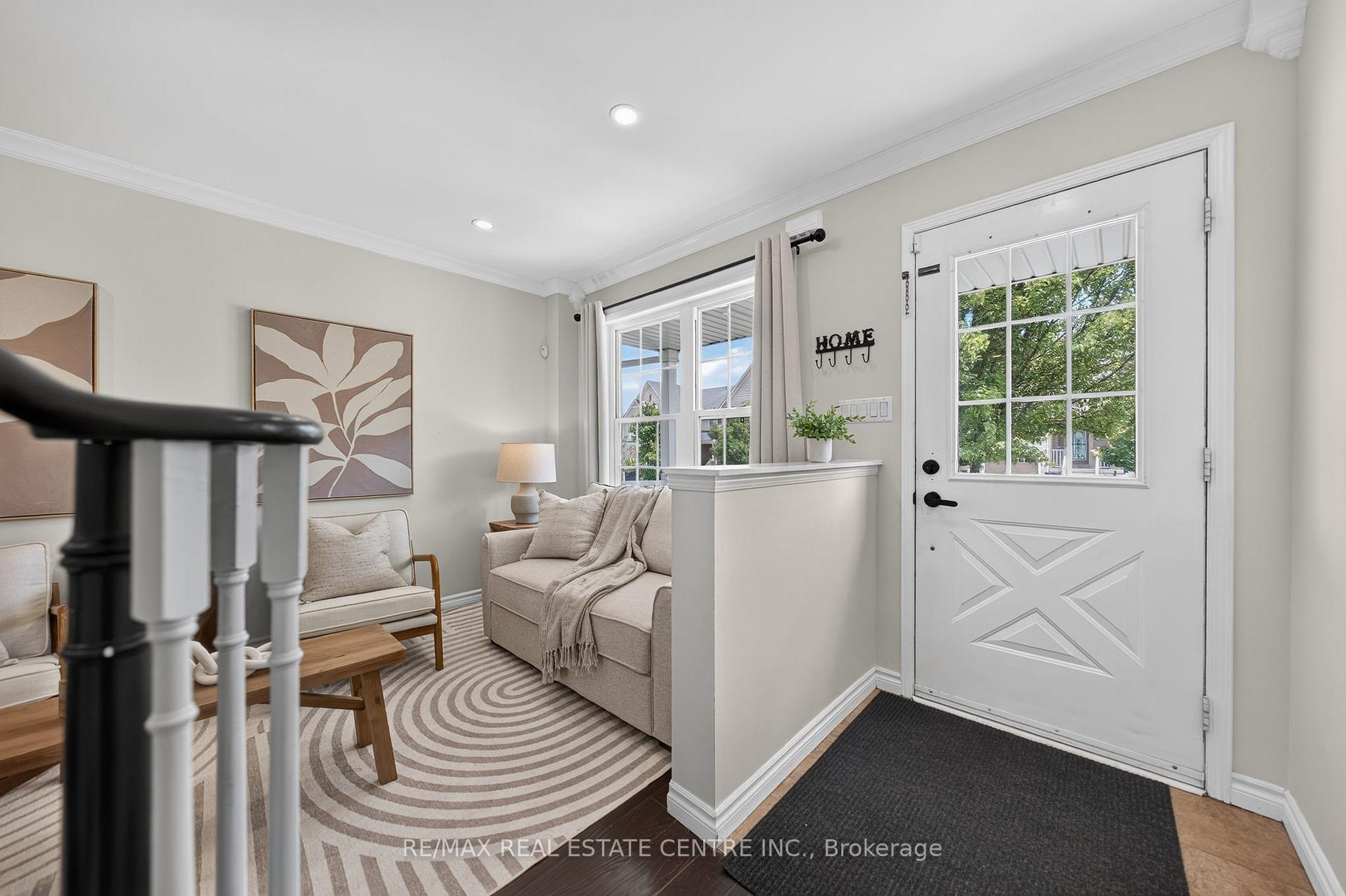 Photo 5 of 59 Yeaman Drive, Cambridge, Christopher-Champlain — HOMEH