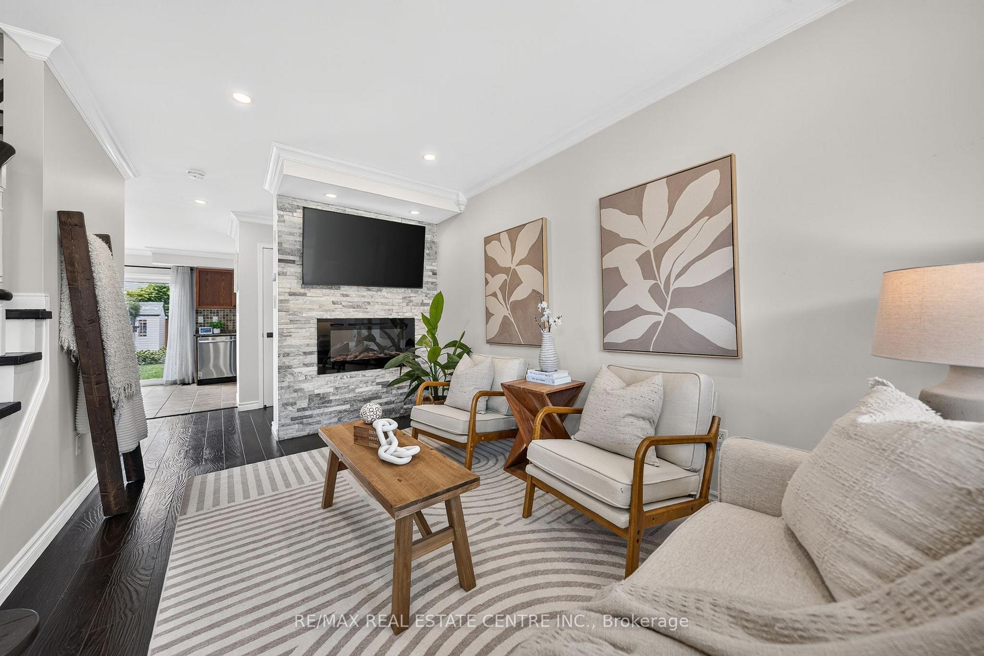 Photo 7 of 59 Yeaman Drive, Cambridge, Christopher-Champlain — HOMEH