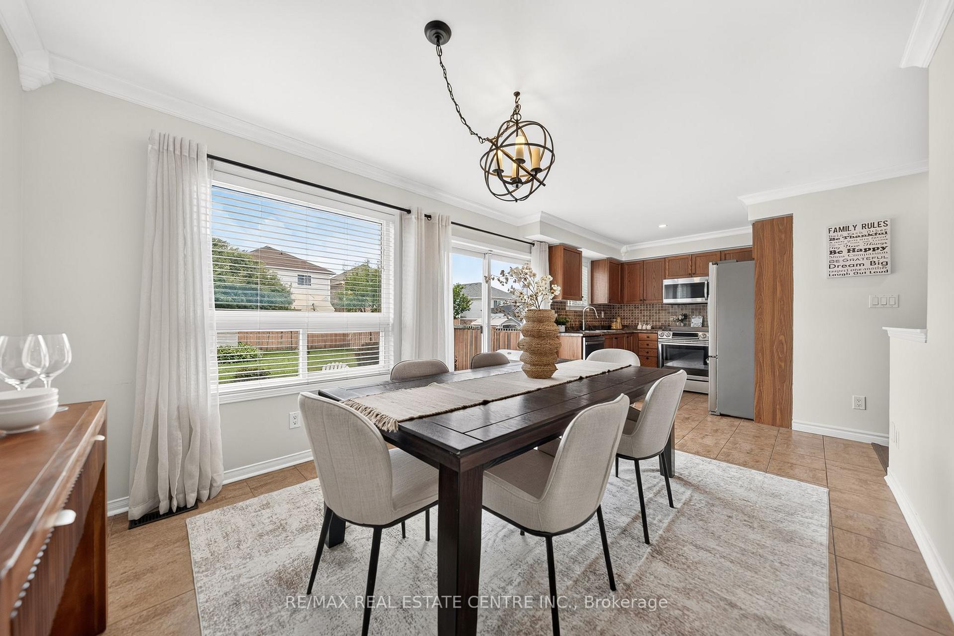 Photo 13 of 59 Yeaman Drive, Cambridge, Christopher-Champlain — HOMEH