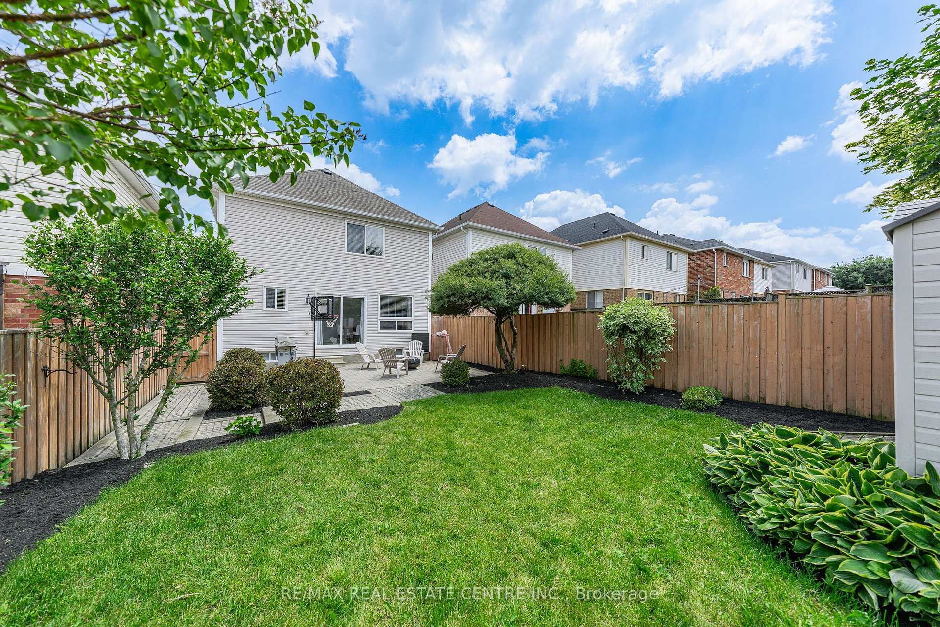 Photo 31 of 59 Yeaman Drive, Cambridge, Christopher-Champlain — HOMEH