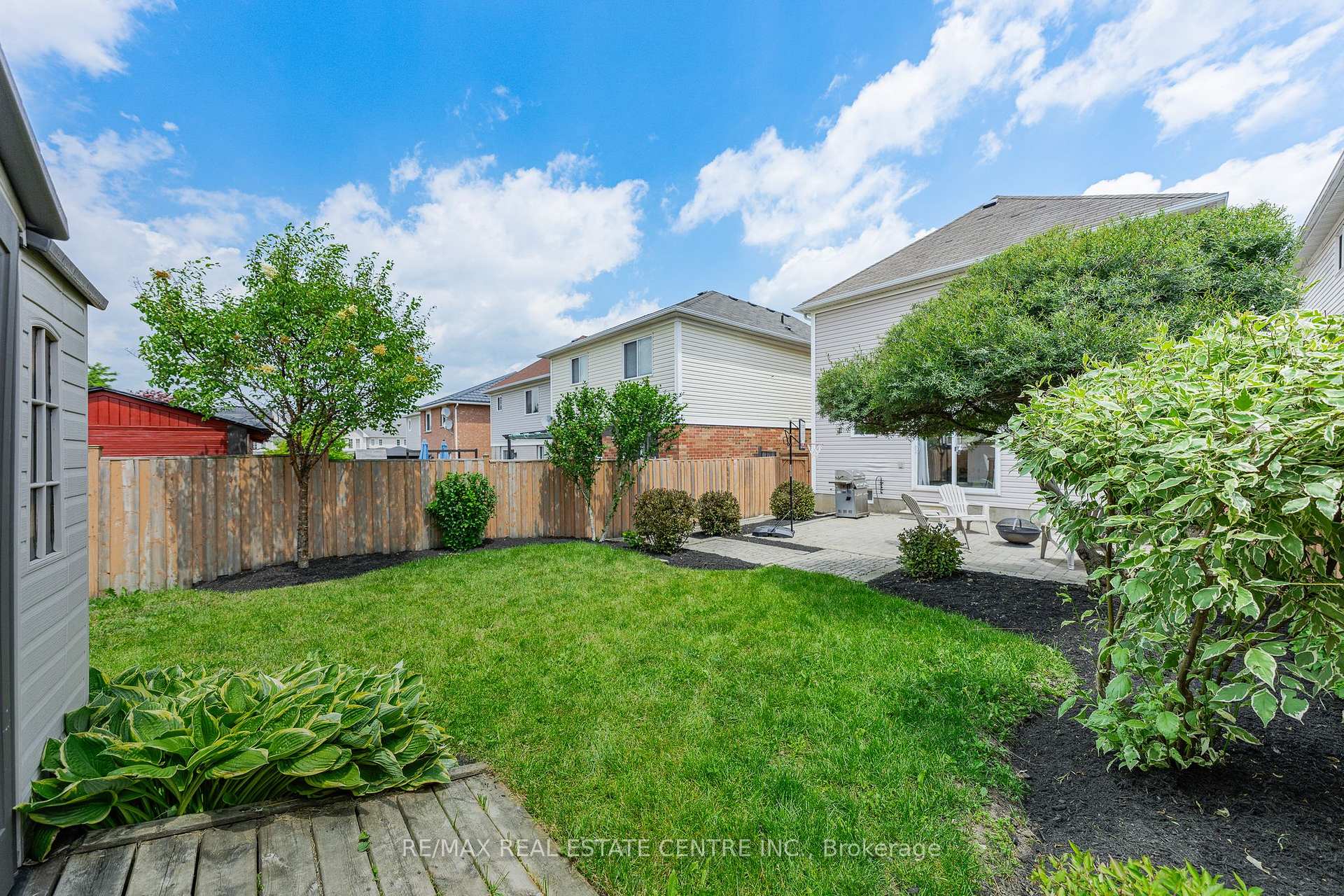 Photo 32 of 59 Yeaman Drive, Cambridge, Christopher-Champlain — HOMEH