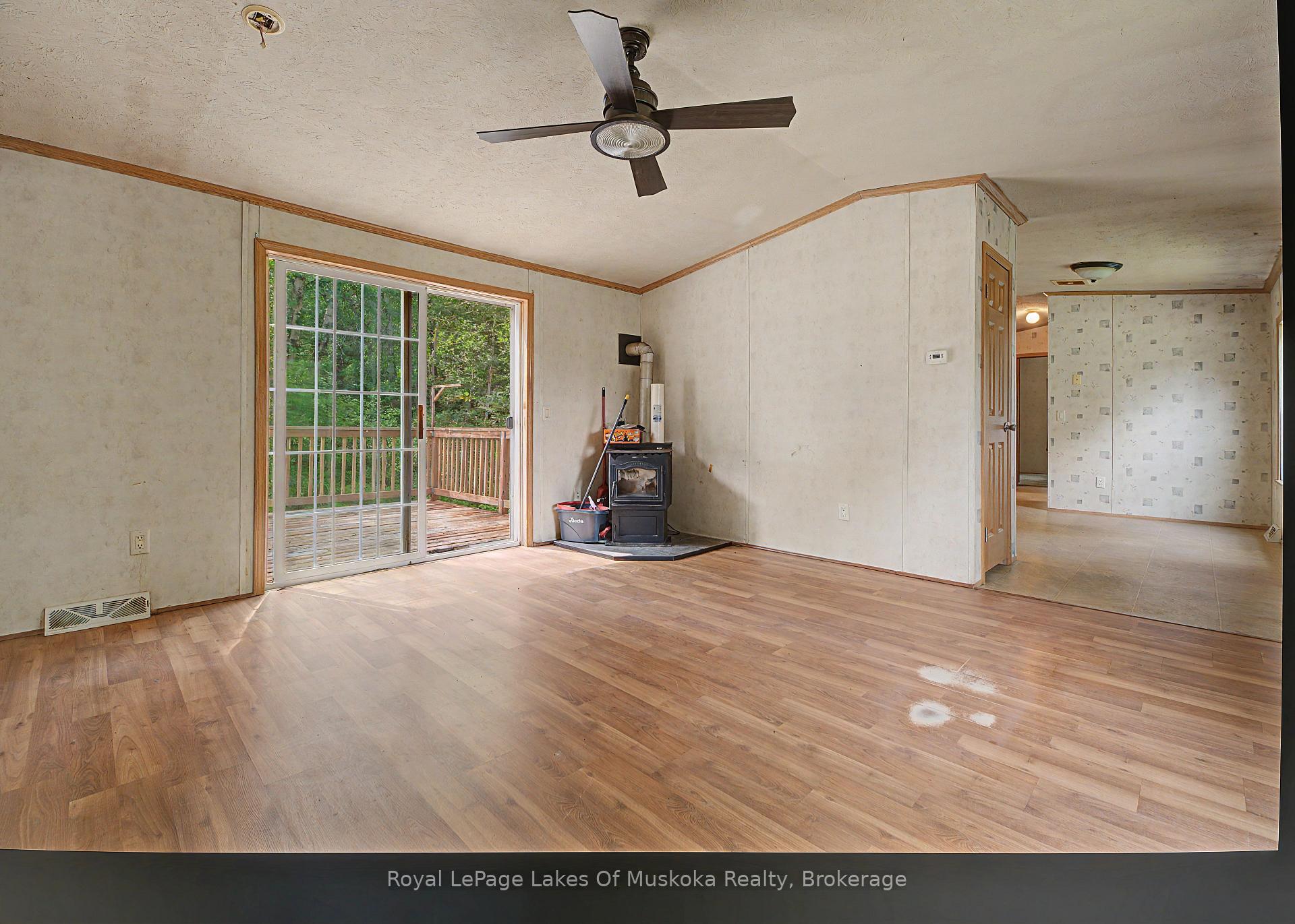 Photo 3 of 726 592 Highway, Perry — HOMEH