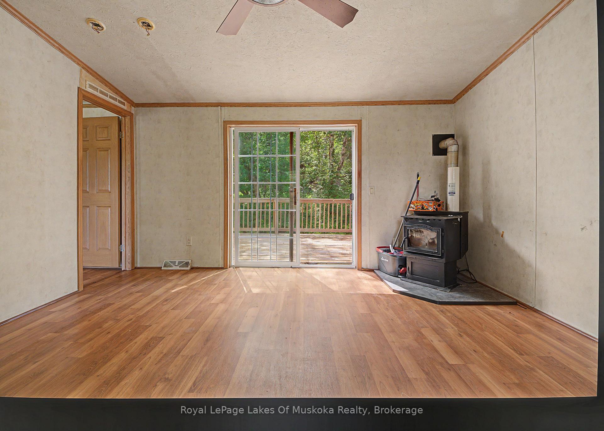 Photo 4 of 726 592 Highway, Perry — HOMEH