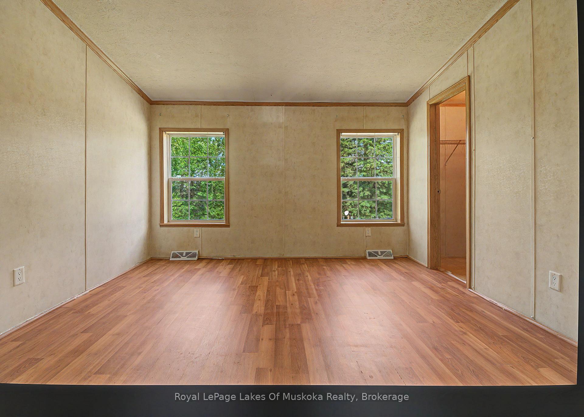 Photo 11 of 726 592 Highway, Perry — HOMEH